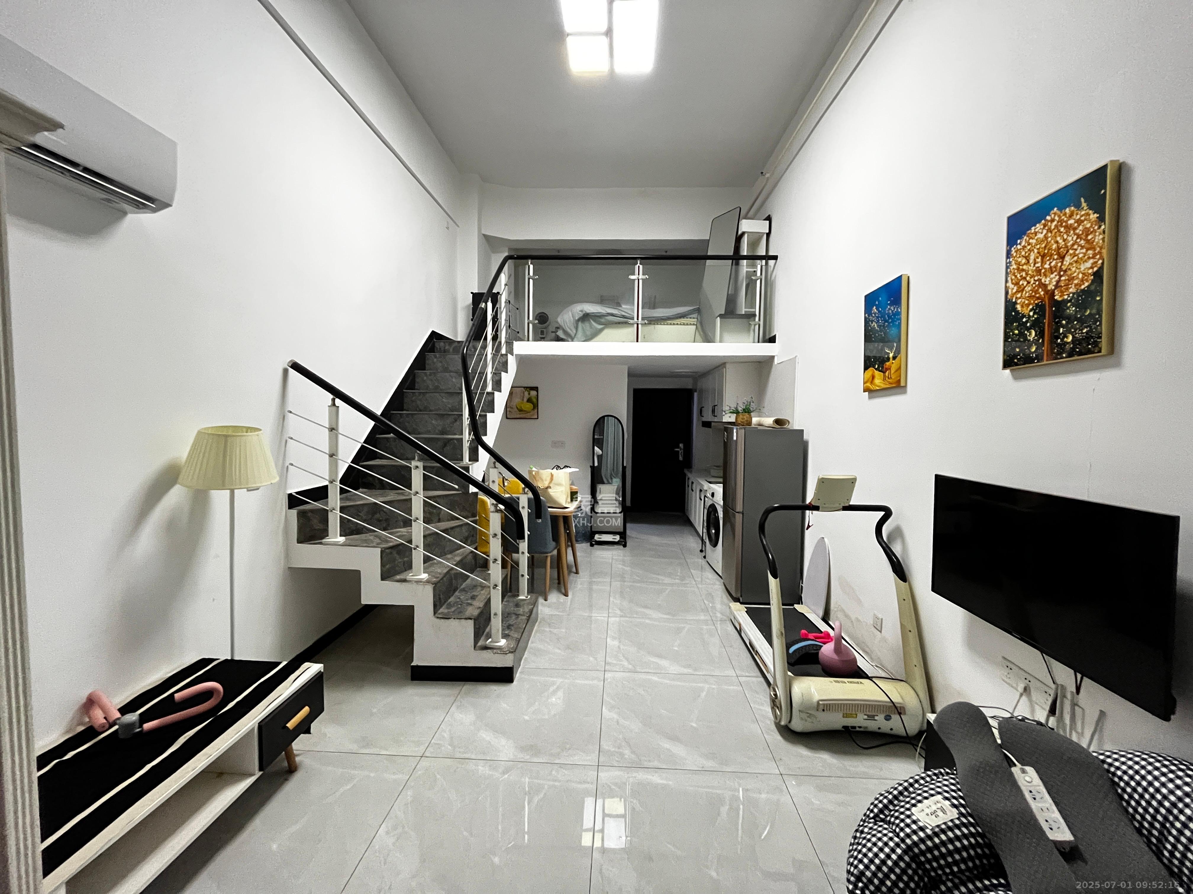 裕天国际商汇中心 3室0厅0卫 1500.0元/月 裕天国际商汇中心 3室0厅0卫 1500.0元/月室内图