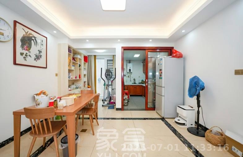 中南国际眼镜城（中伟商业中心）  1室0厅0卫   2600.00元/月室内图