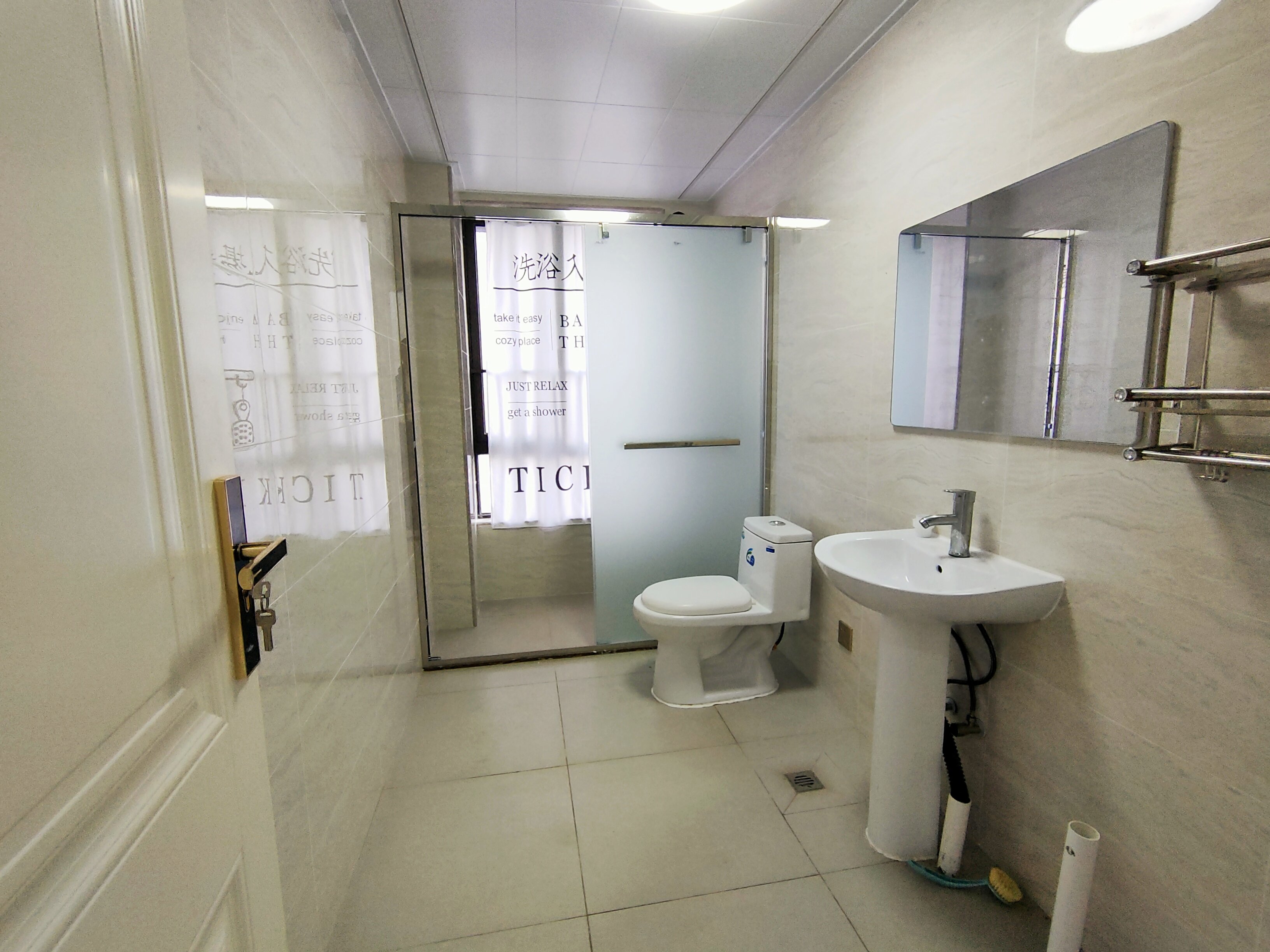 华润中心 3室2厅2卫 5500.00元/月 华润中心 3室2厅2卫 5500.00元/月室内图