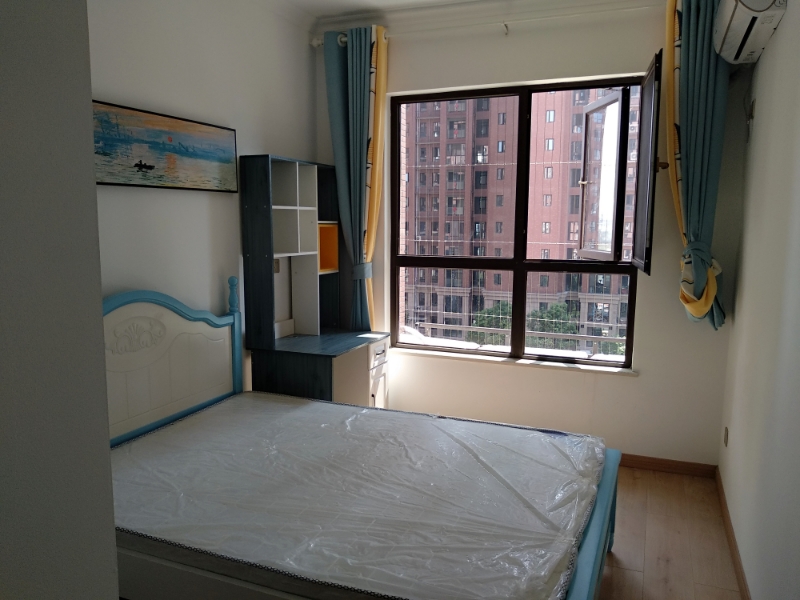 天嘉翰廷 3室2厅2卫 2000.0元/月 天嘉翰廷 3室2厅2卫 2000.0元/月室内图