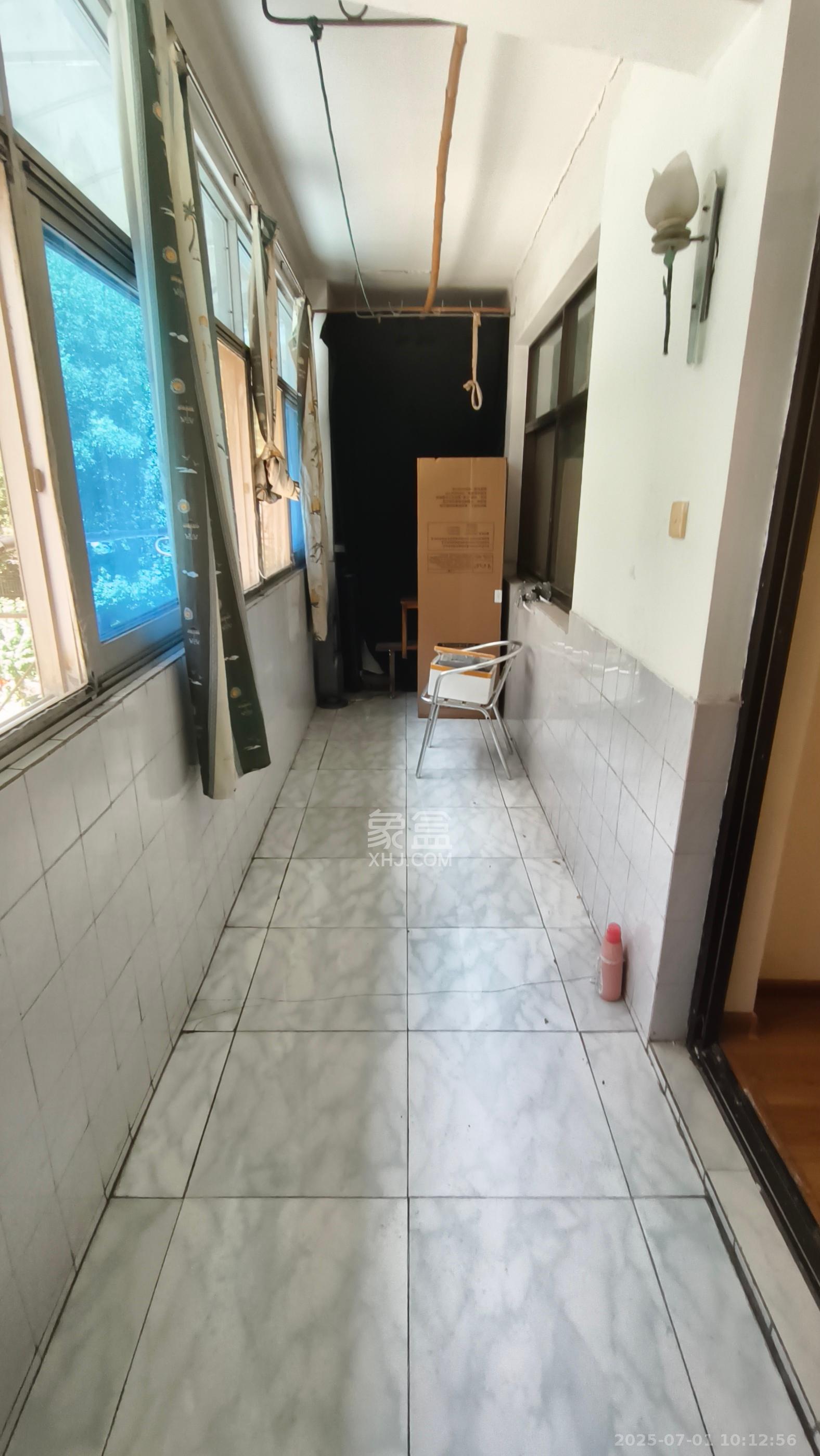 浦沅生活一区  1室0厅0卫   1600.00元/月室内图
