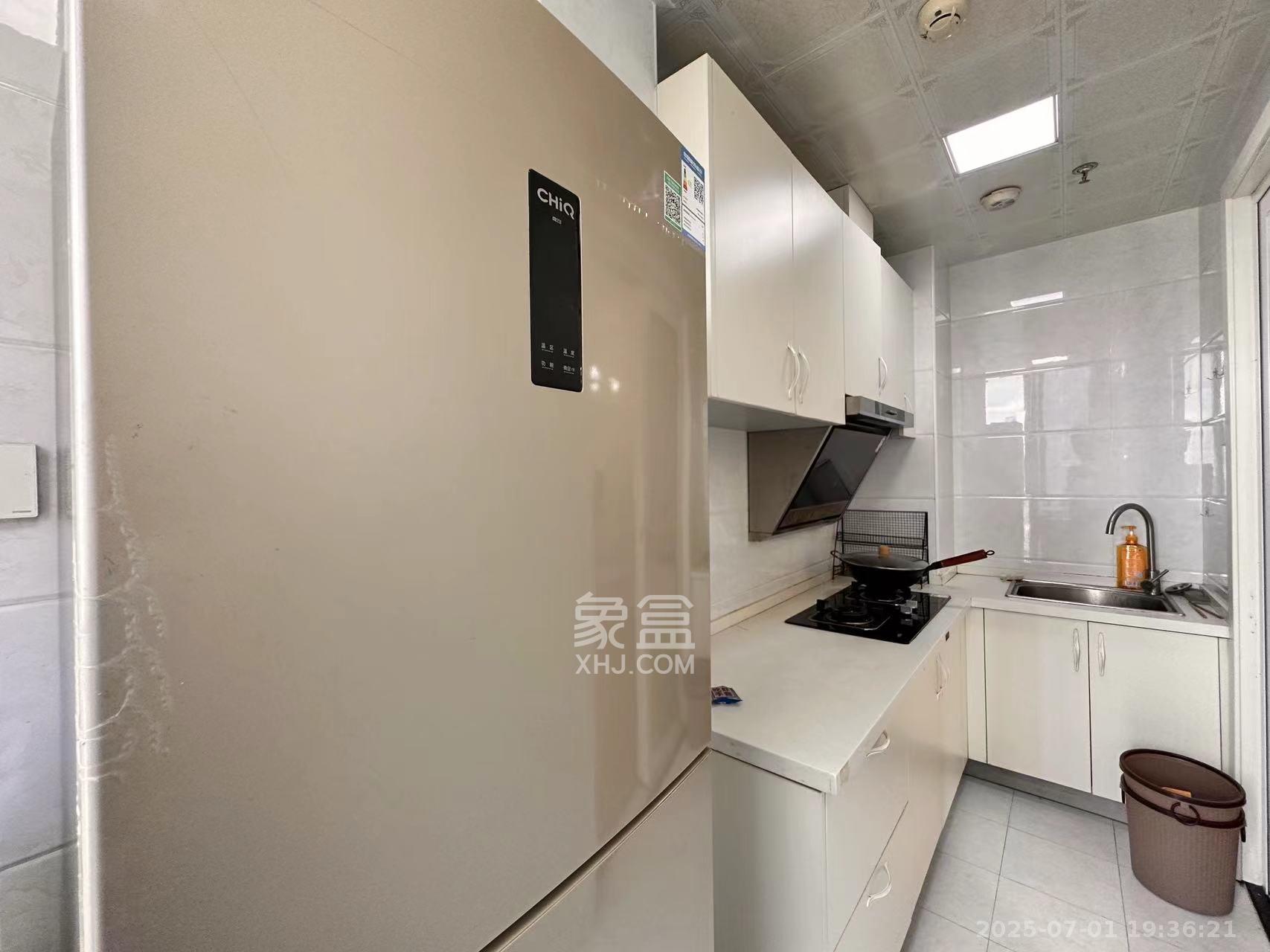荣悦台  1室1厅1卫   2300.00元/月室内图