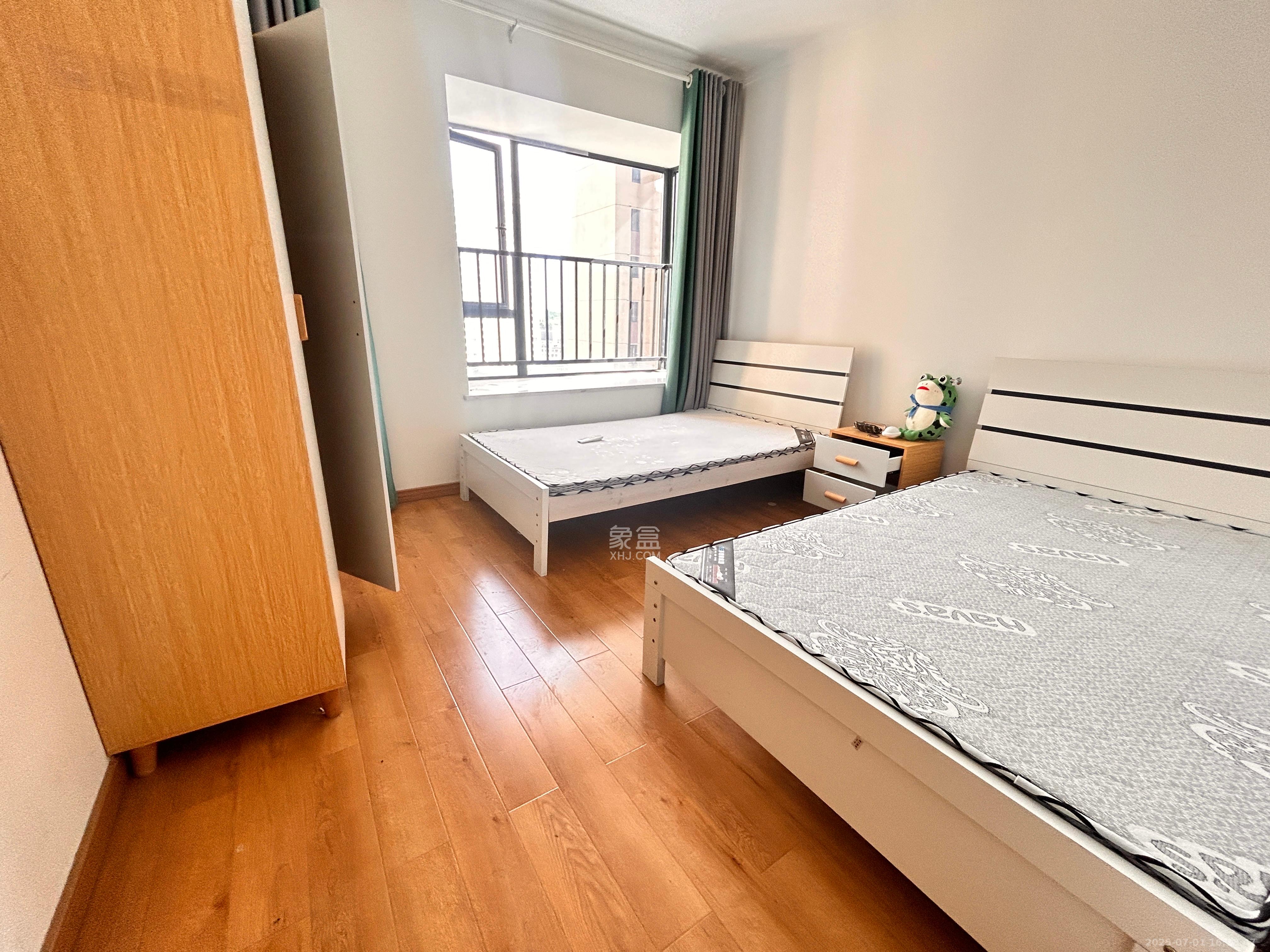 中建璟和城  4室2厅2卫   2800.00元/月室内图
