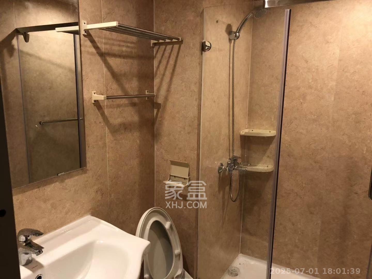 麓谷小镇  3室2厅1卫   2500.00元/月室内图