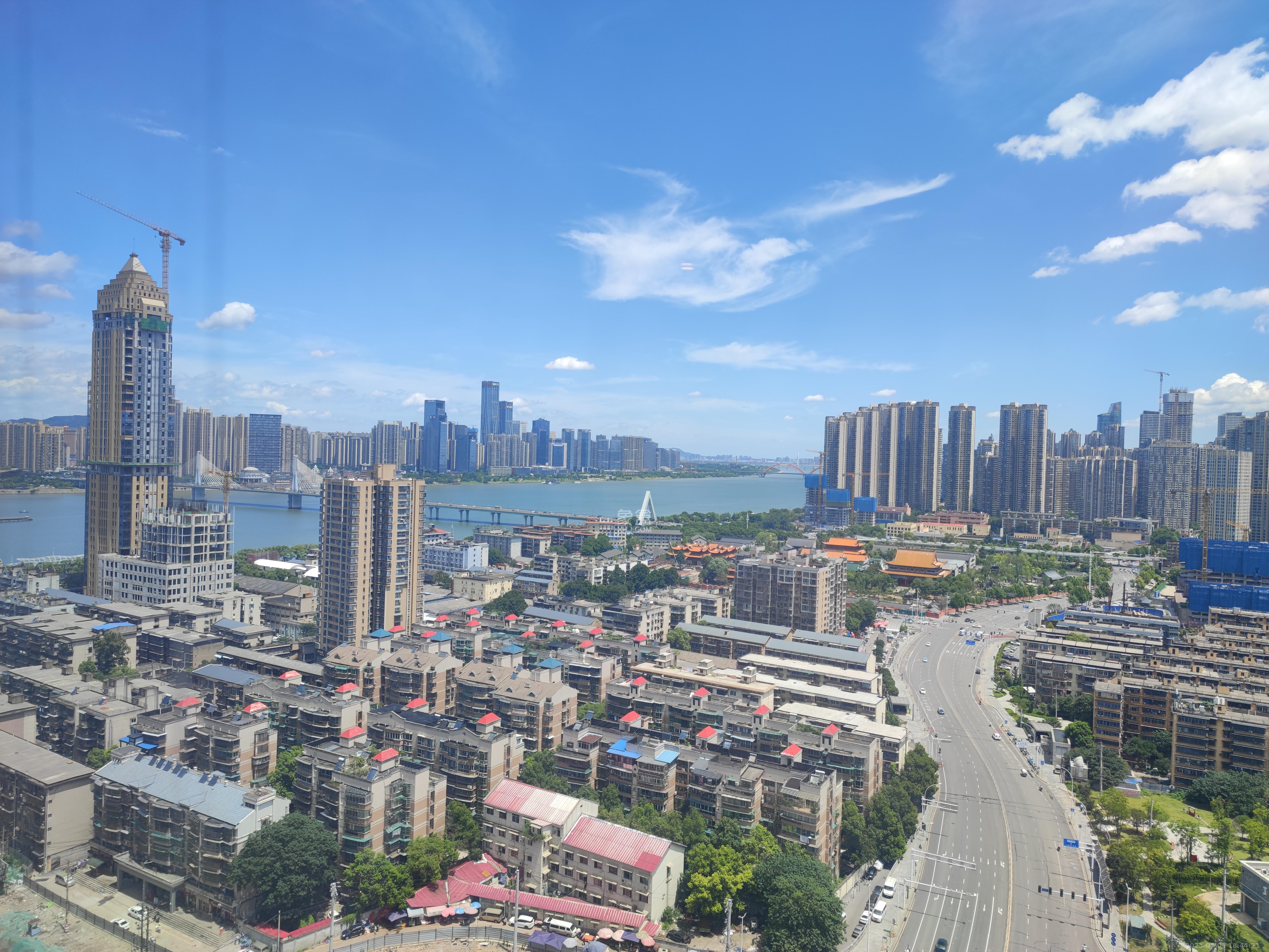 宇成开福广场  1室1厅1卫   2000.00元/月室内图