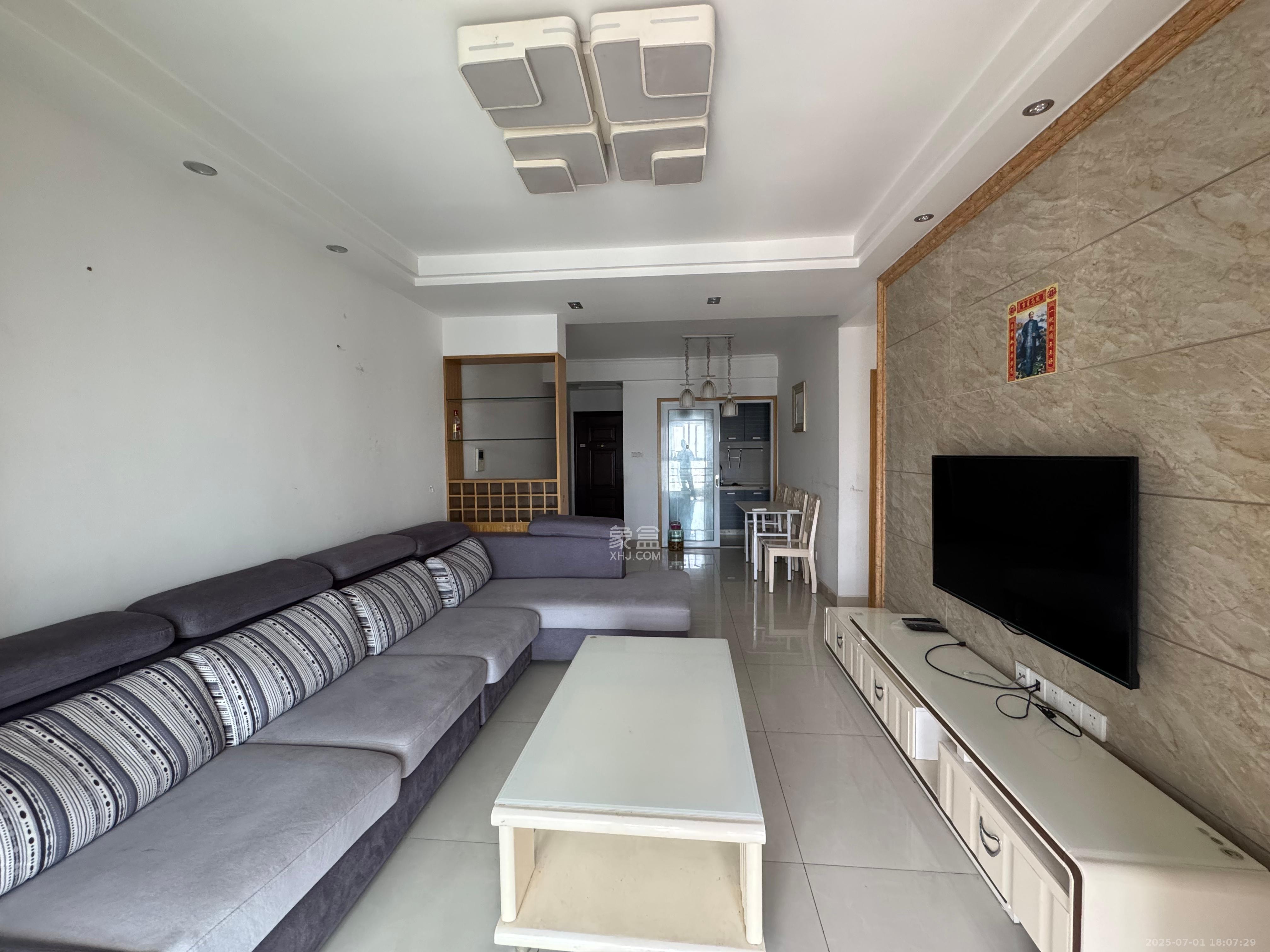 奥克斯广场 2室1厅1卫 2600.0元/月 奥克斯广场 2室1厅1卫 2600.0元/月室内图