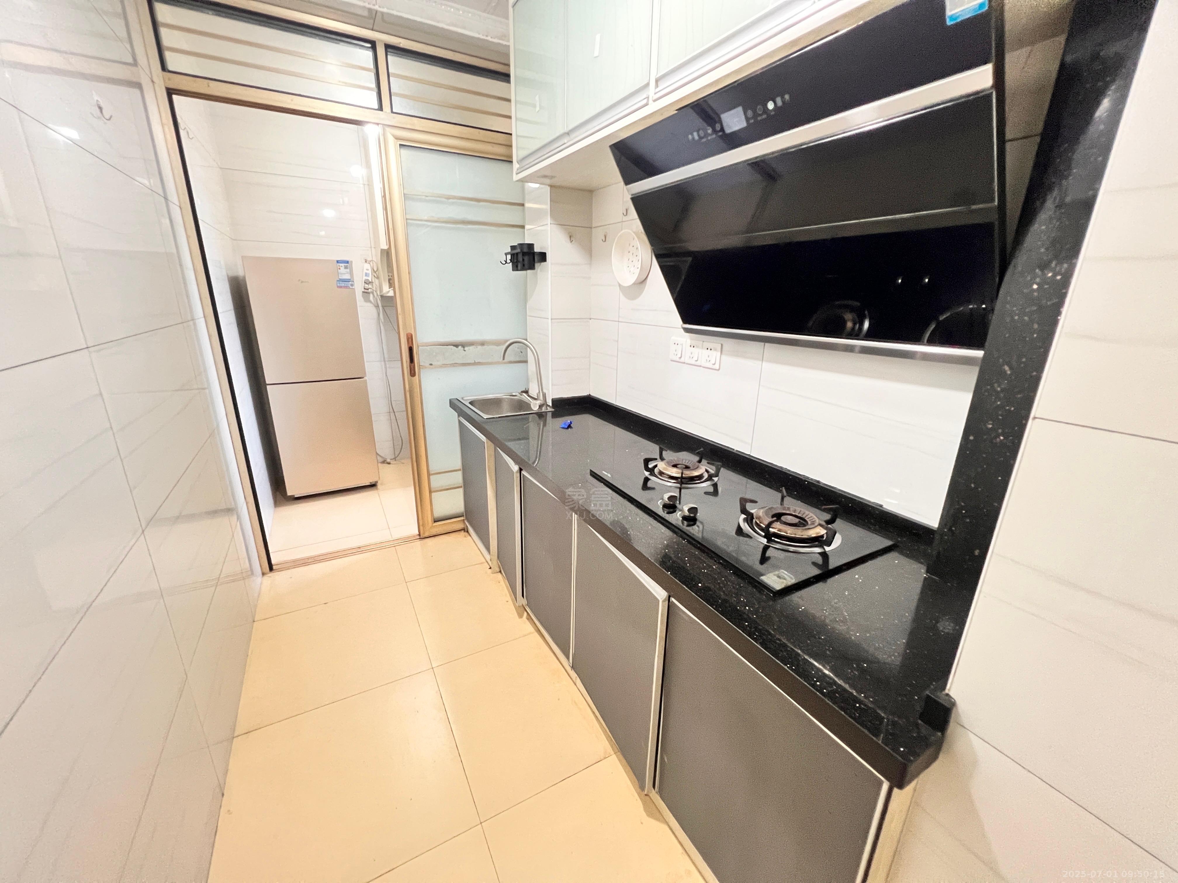 福鑫南郡 2室1厅1卫 1400.0元/月 福鑫南郡 2室1厅1卫 1400.0元/月室内图