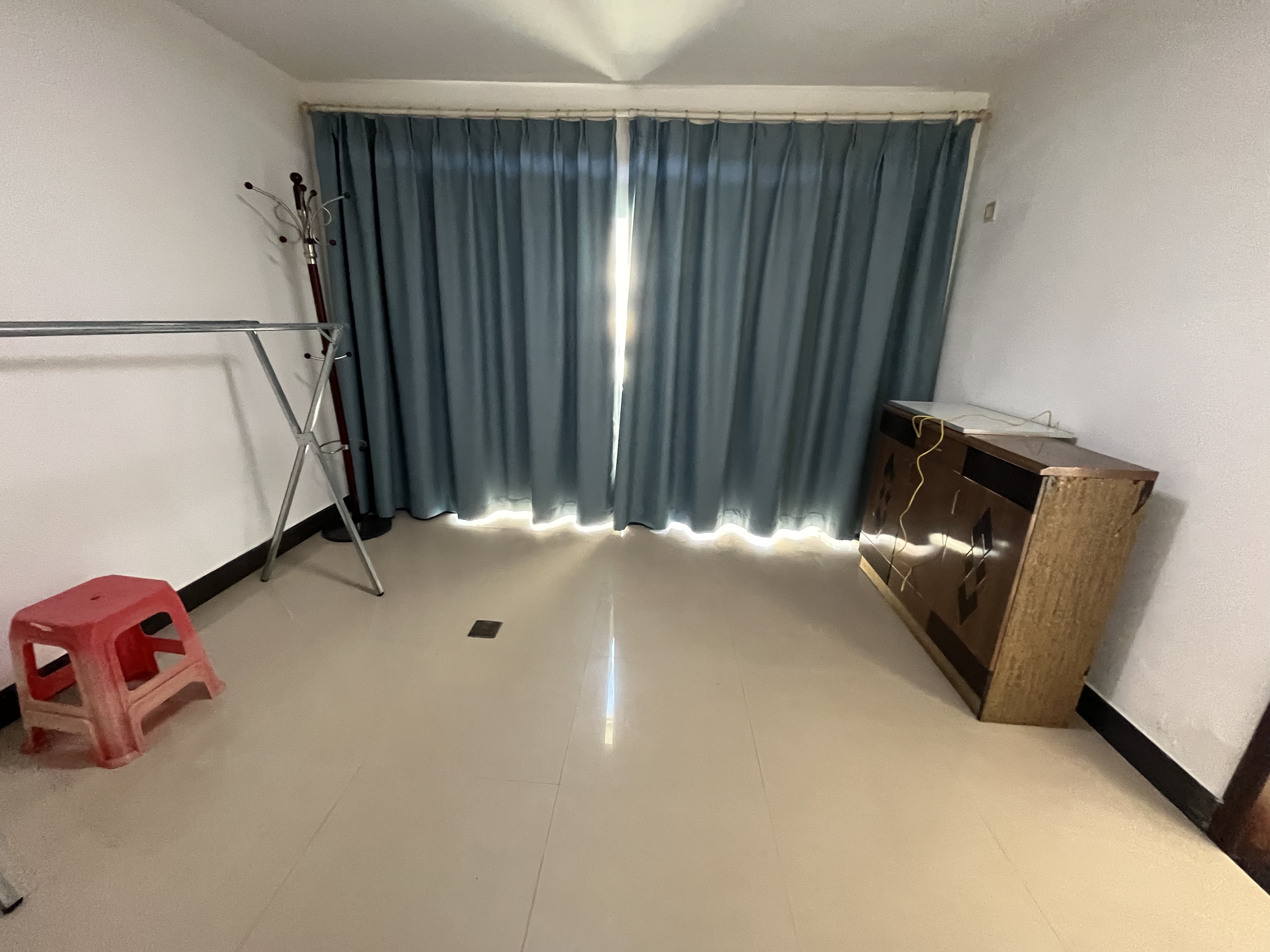 天上人间 6室1厅1卫 4500.0元/月 天上人间 6室1厅1卫 4500.0元/月室内图