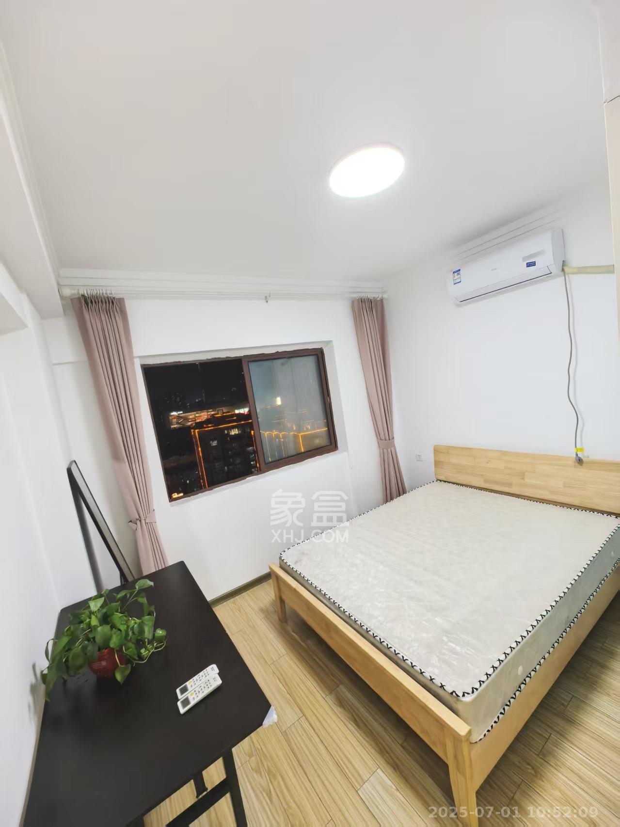 兰卡威国际 1室1厅1卫 2400.00元/月 兰卡威国际 1室1厅1卫 2400.00元/月室内图