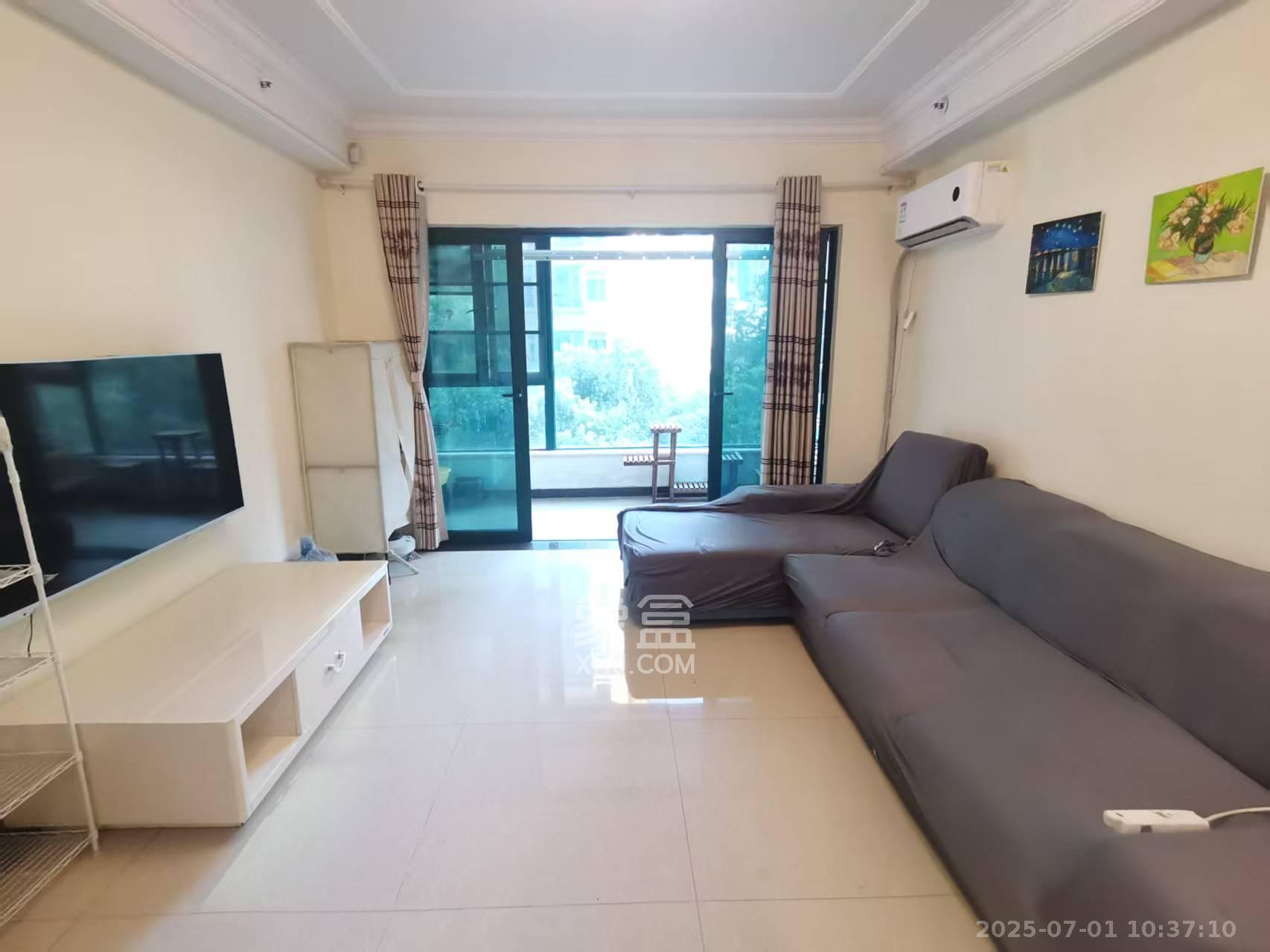 恒大华府  2室1厅1卫    2000.0元/月 恒大华府  2室1厅1卫    2000.0元/月