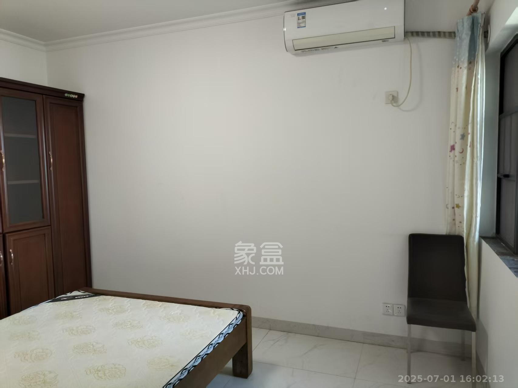 爵世名邸东湖（东湖壹号企业总部基地）  3室2厅1卫   2350.00元/月室内图