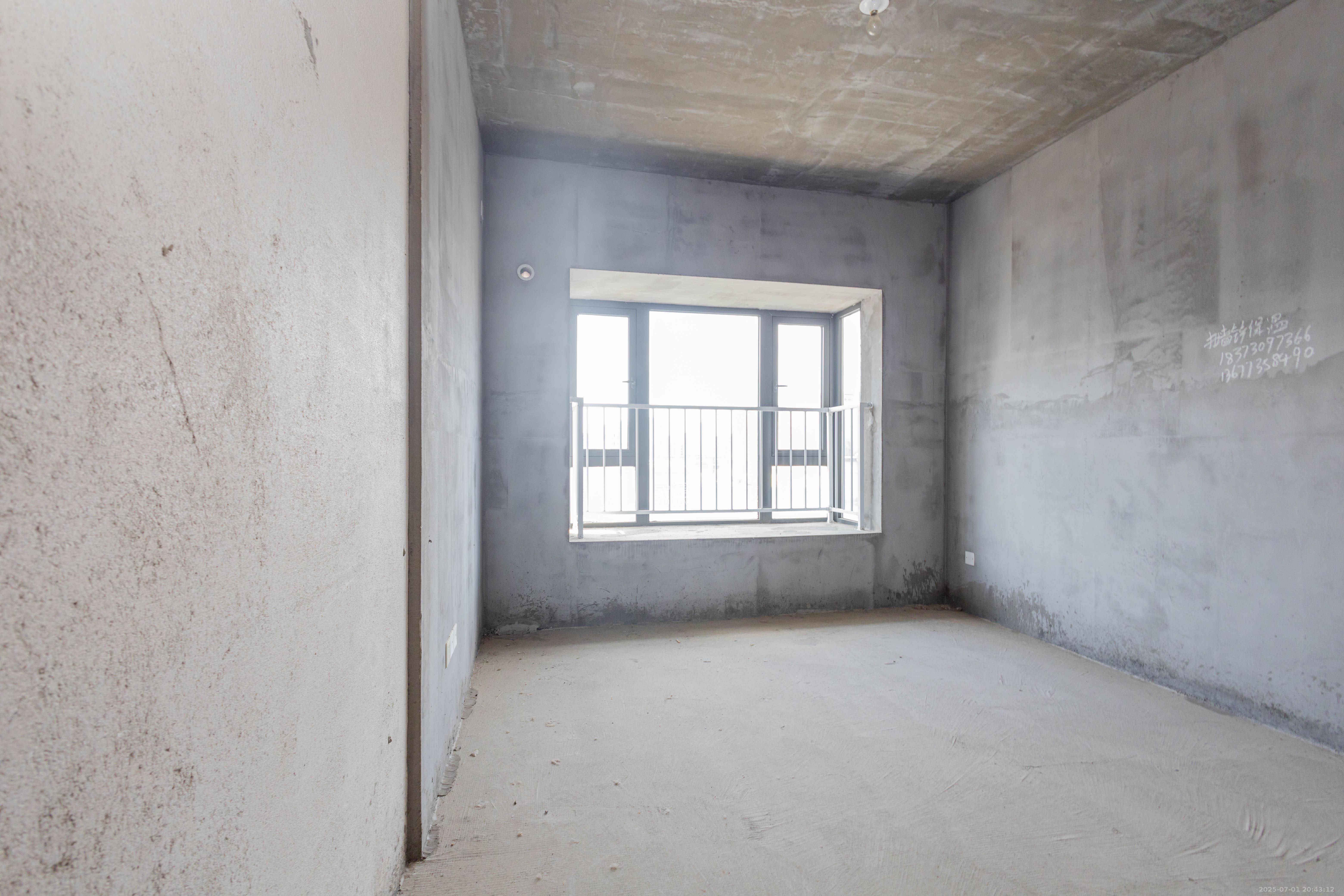 恒大江湾 3室2厅1卫 108.0万 恒大江湾 3室2厅1卫 108.0万卧室