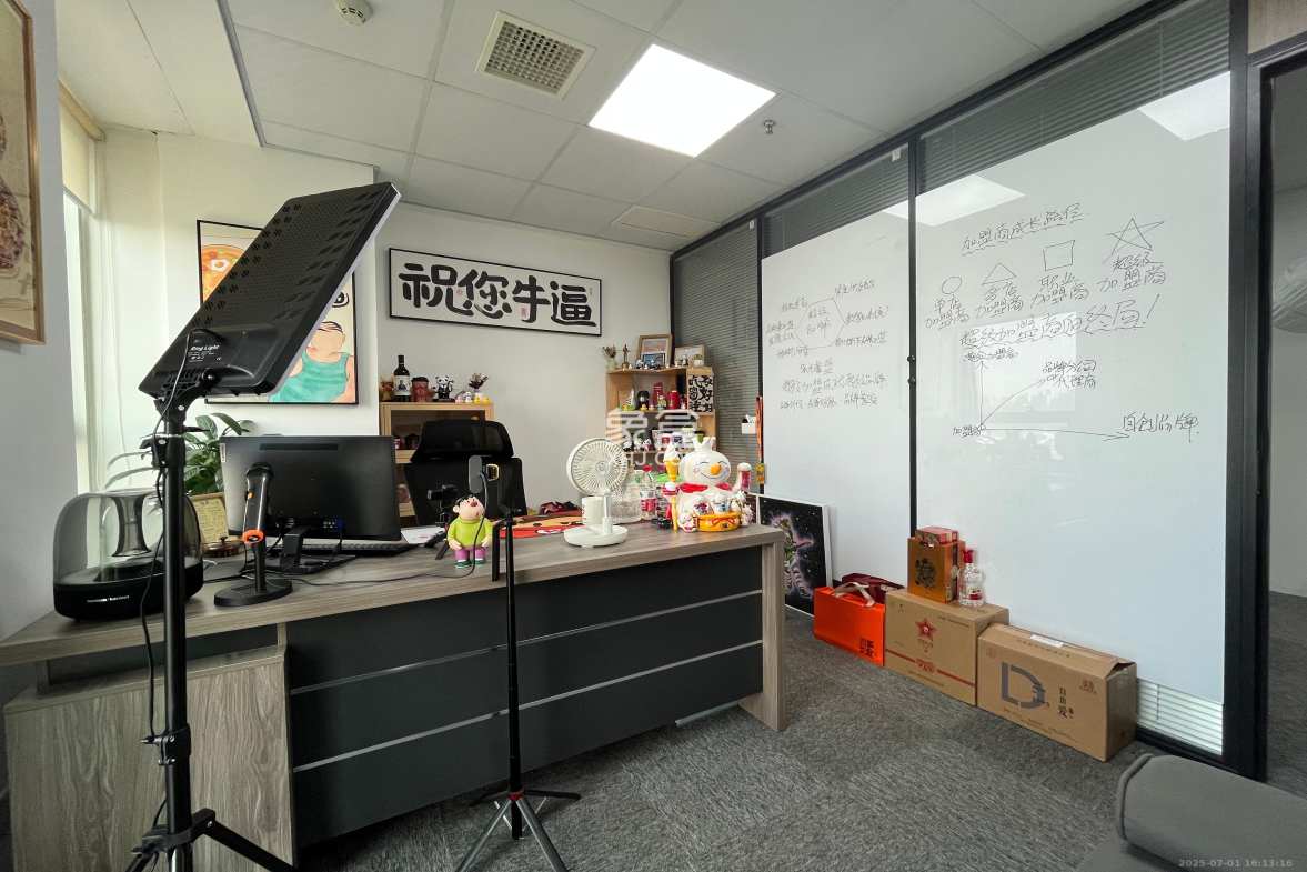 铭诚摩根  2室2厅0卫    4600.0元/月 铭诚摩根  2室2厅0卫    4600.0元/月室内图1