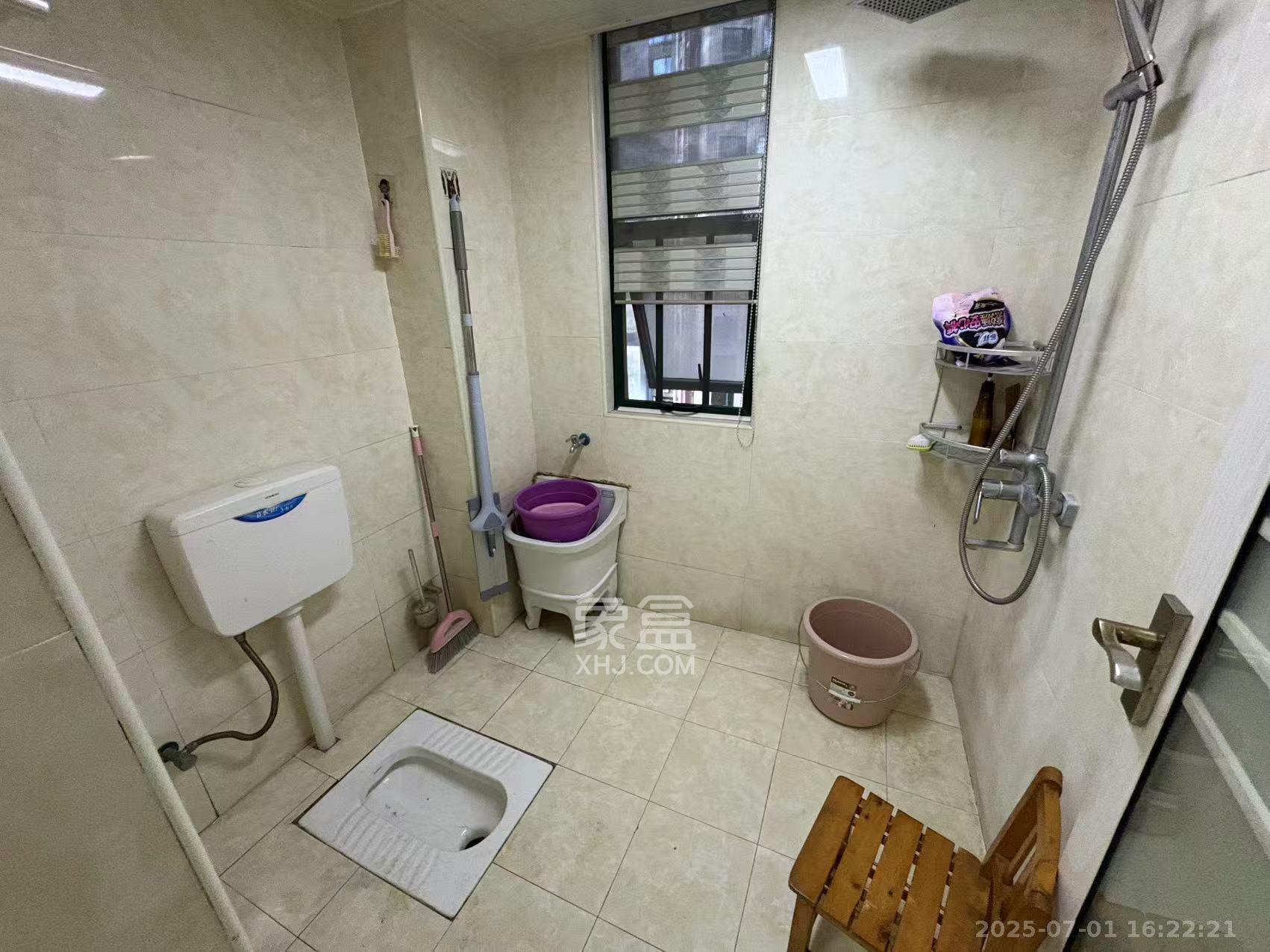 维一星城原山苑  4室2厅2卫    3500.0元/月 维一星城原山苑  4室2厅2卫    3500.0元/月小区图