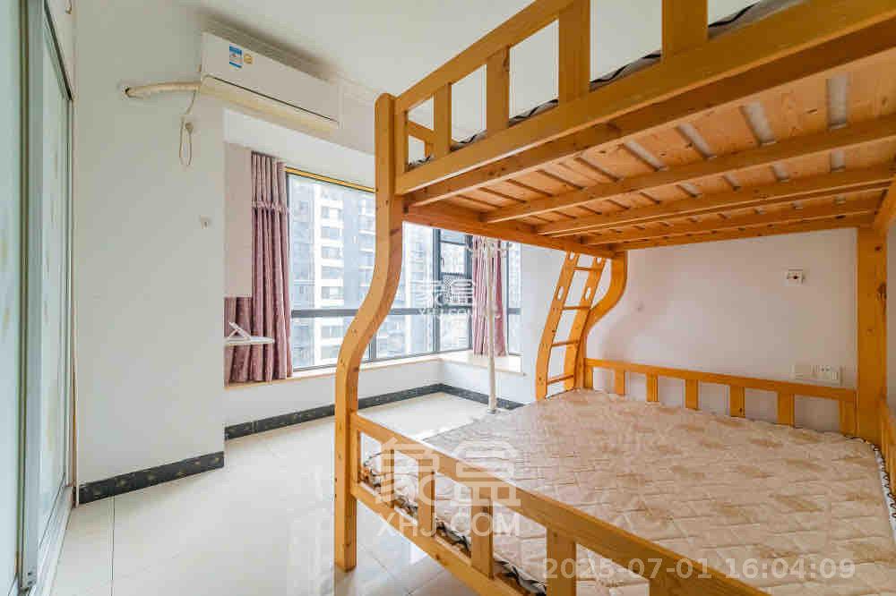 恒基凯旋门一二期  3室2厅1卫    1800.0元/月 恒基凯旋门一二期  3室2厅1卫    1800.0元/月室内图