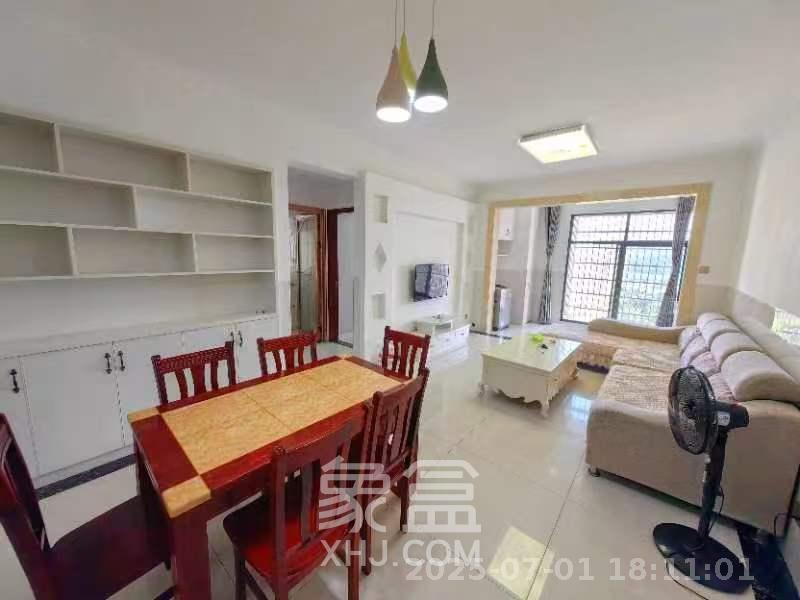 嘉顺苑 3室2厅1卫 2200.0元/月 嘉顺苑 3室2厅1卫 2200.0元/月室内图