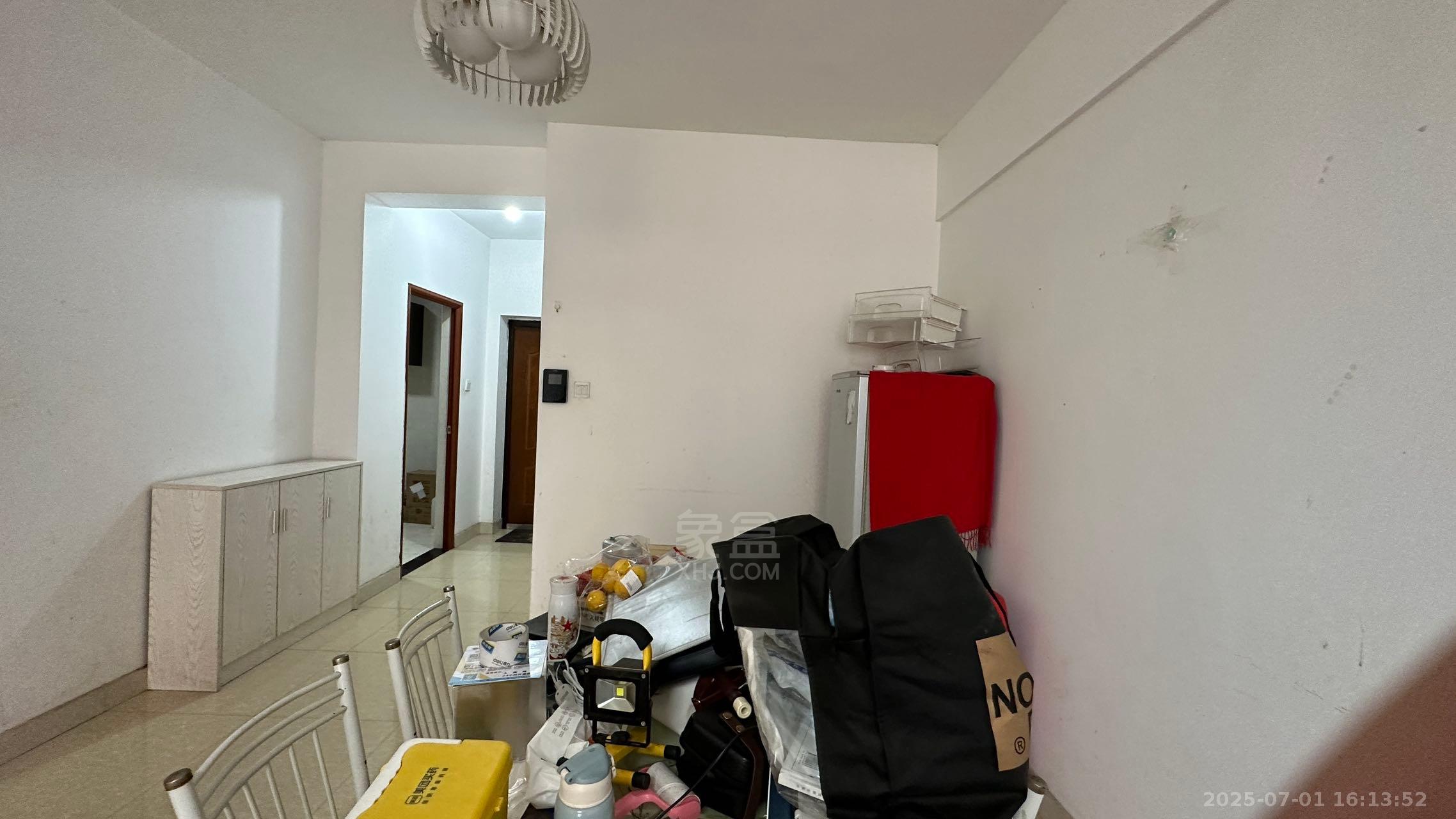 泰山公馆 2室2厅1卫 1400.0元/月 泰山公馆 2室2厅1卫 1400.0元/月室内图