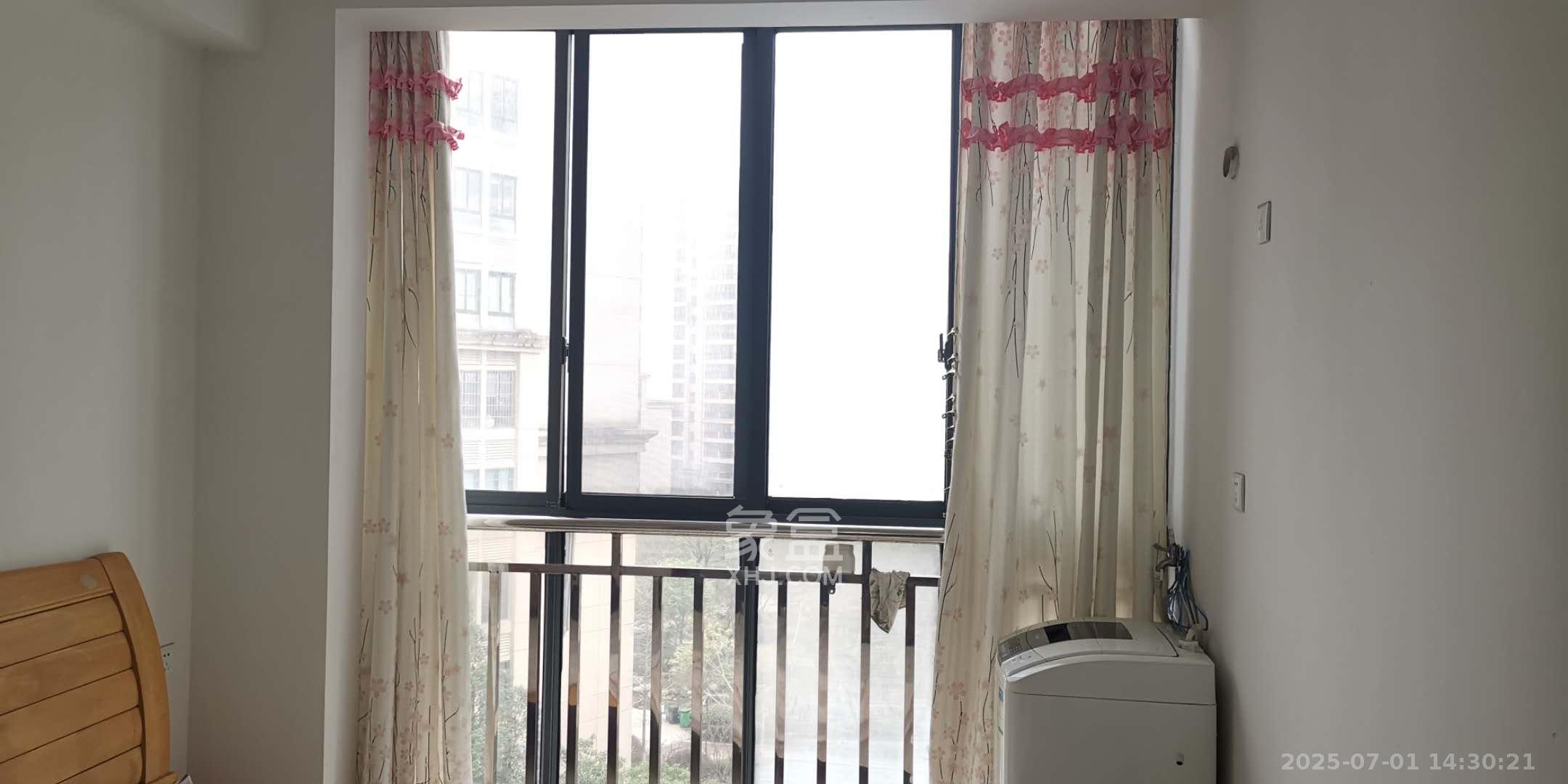 鑫远湘府逸园  2室1厅1卫    1600.0元/月室内图