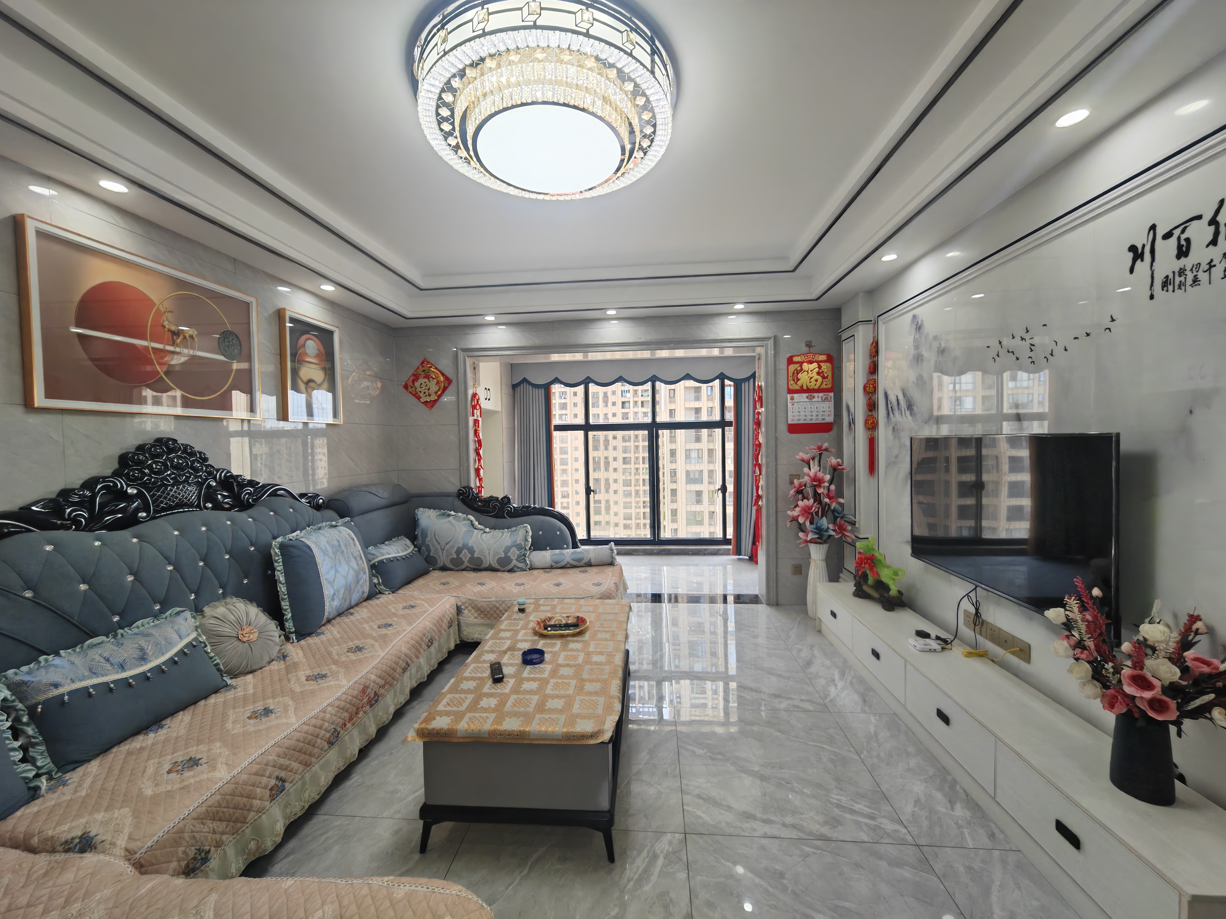 美的梧桐庄园 3室2厅2卫 2580.0元/月 美的梧桐庄园 3室2厅2卫 2580.0元/月室内图