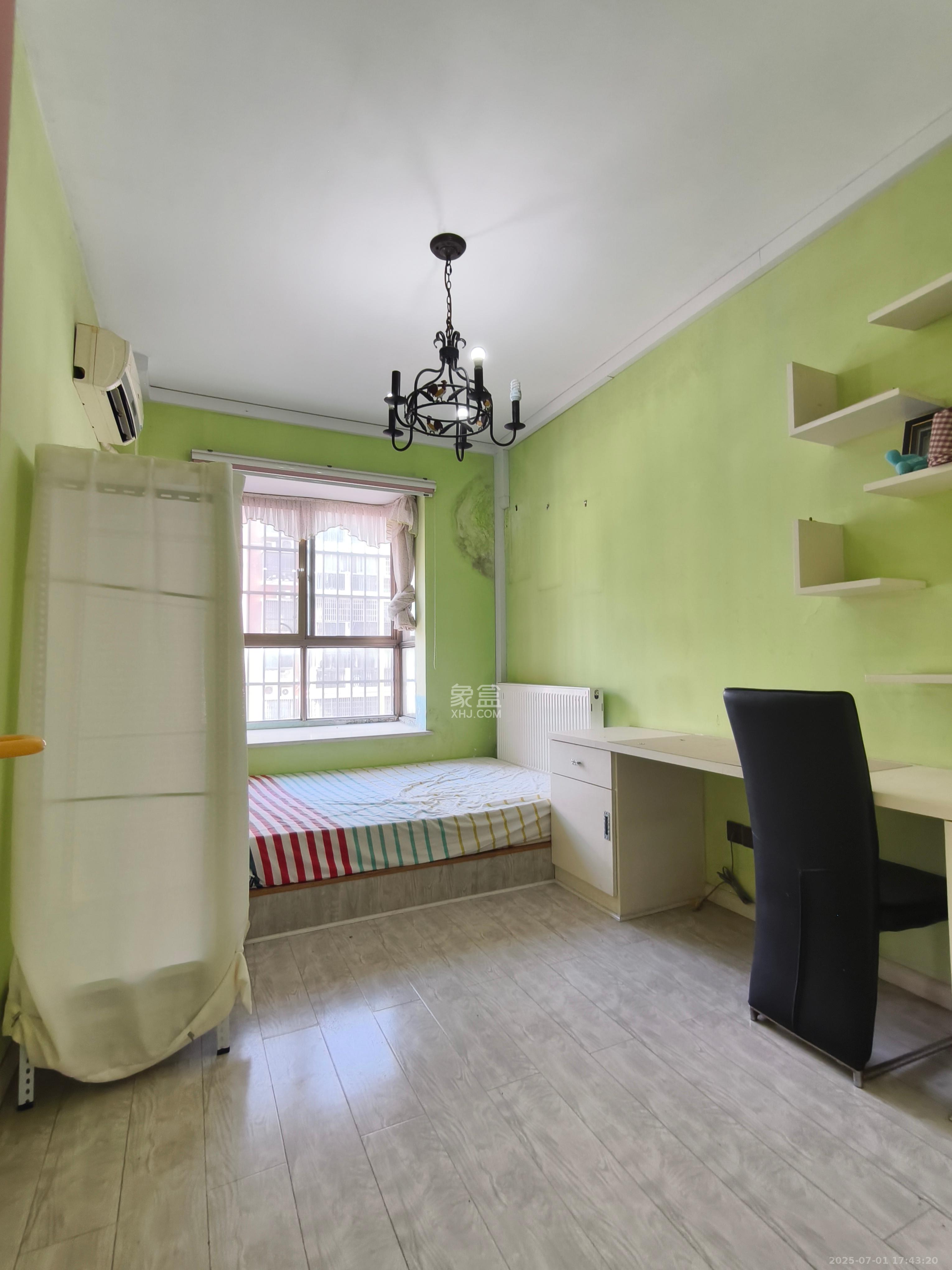 蟠龙欣苑 3室2厅2卫 2000.0元/月 蟠龙欣苑 3室2厅2卫 2000.0元/月室内图