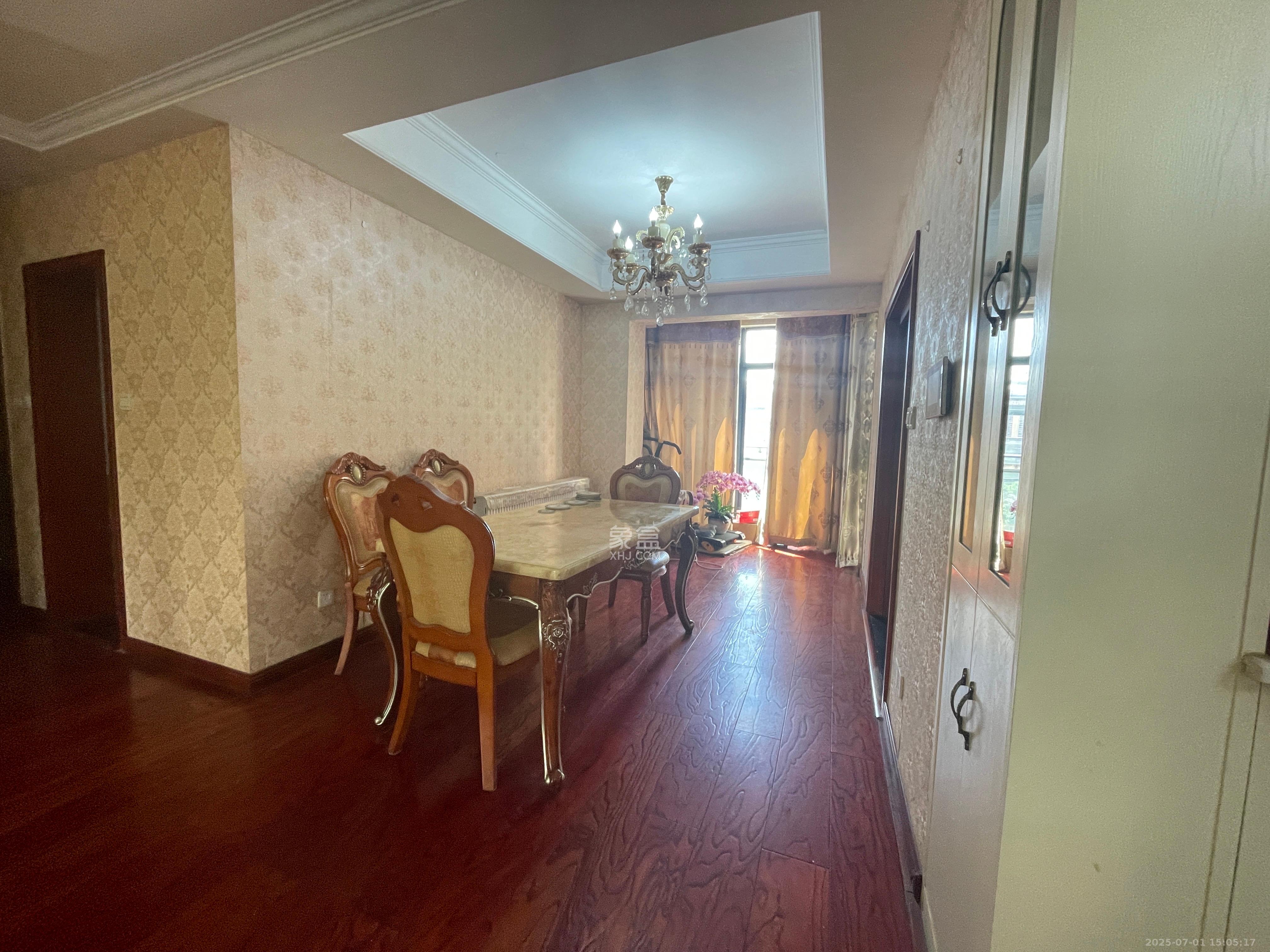 湘府十城（汇财御景湾新寓,汇财国际）  5室2厅3卫    3200.0元/月室内图