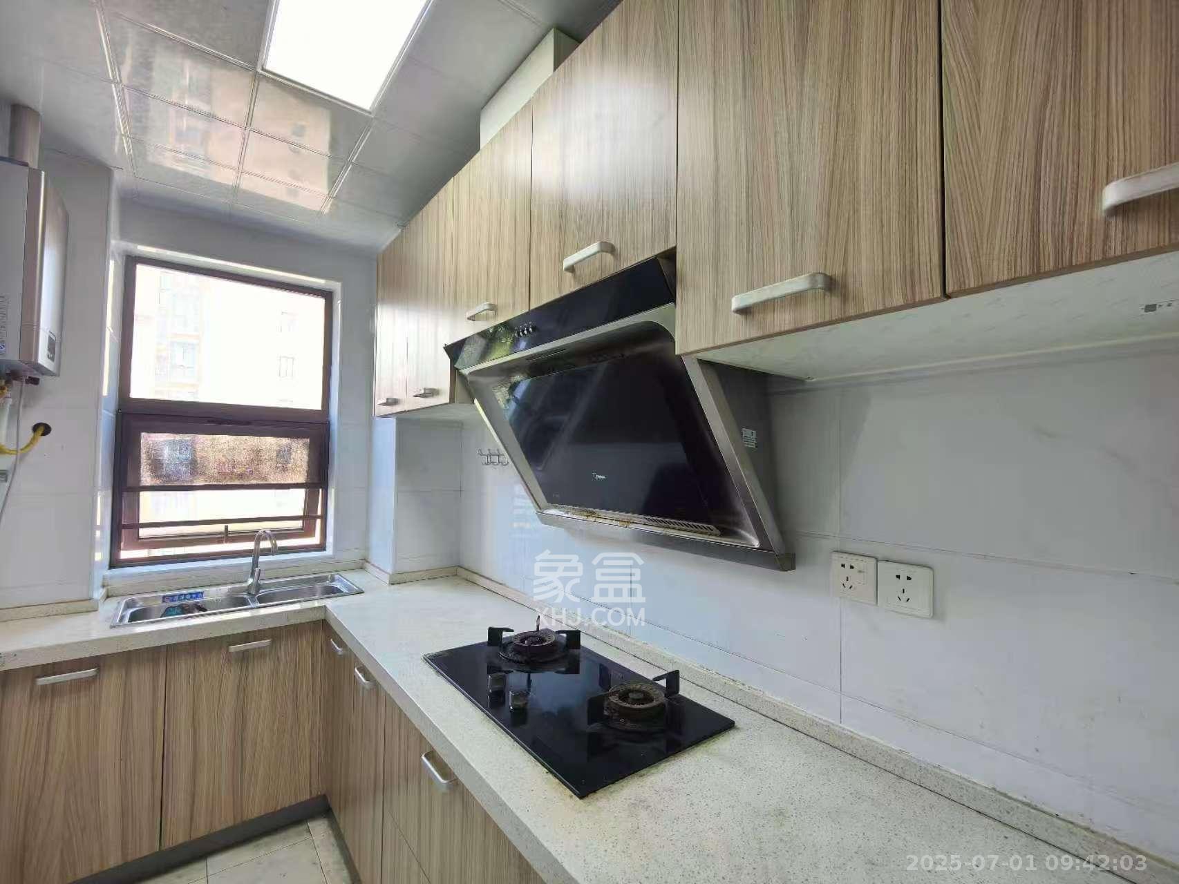 润屋美院  1室1厅1卫   1900.00元/月室内图