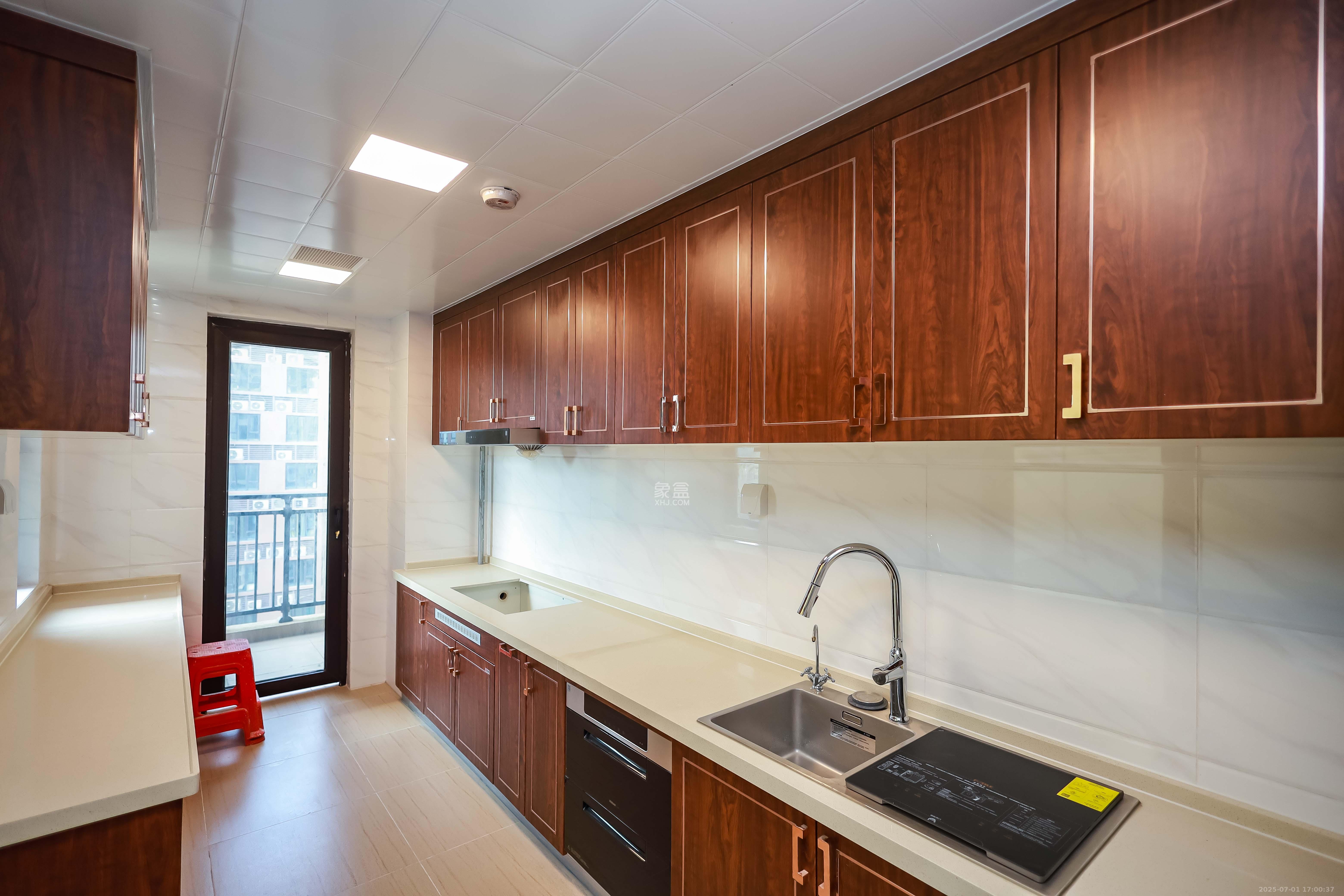 碧桂园荟隽棠  4室2厅3卫    168.0万 碧桂园荟隽棠  4室2厅3卫    168.0万厨房