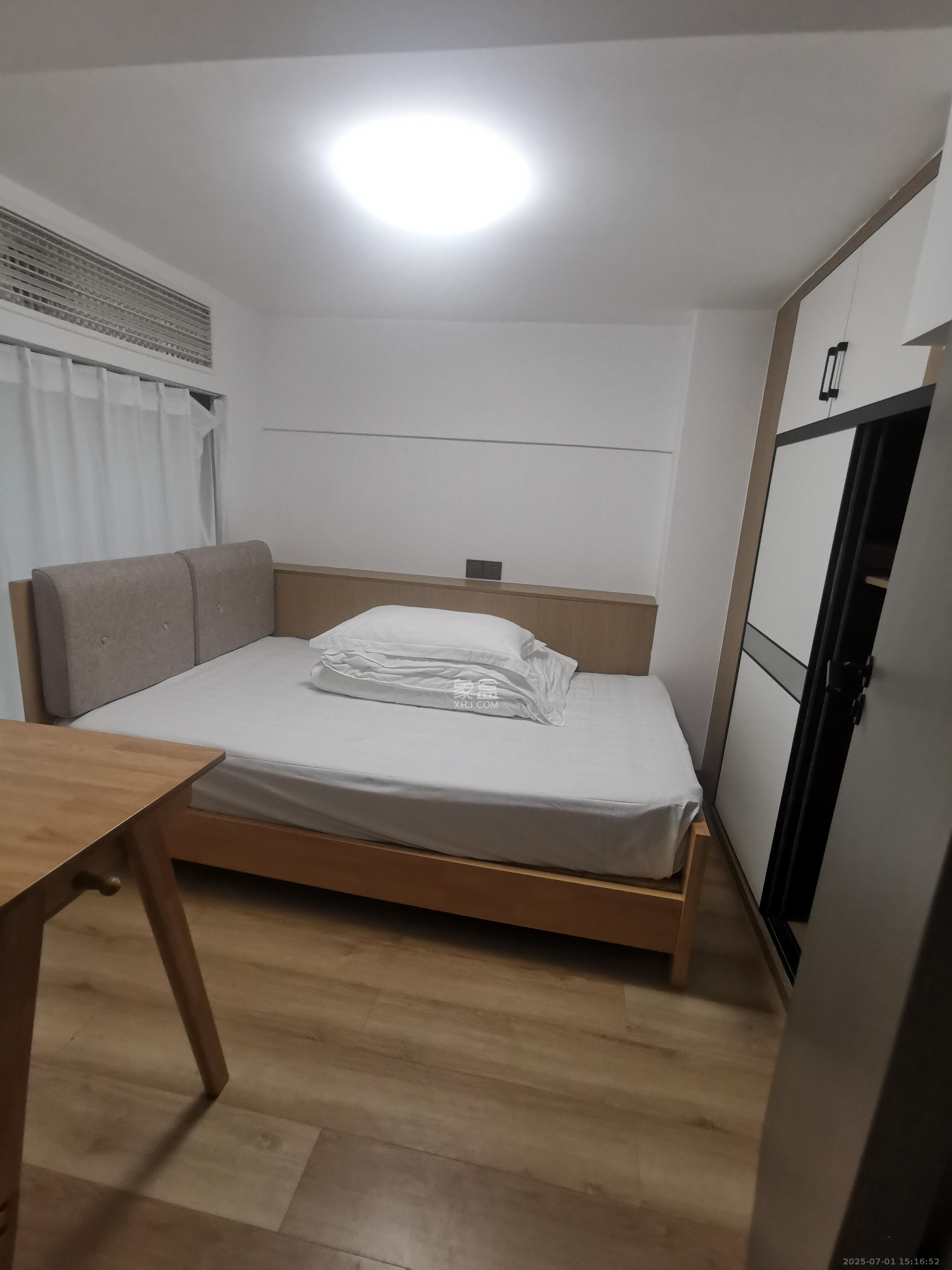 绿地长沙城际空间站(绿地新里佳苑) 1室0厅0卫 2100.0元/月 绿地长沙城际空间站(绿地新里佳苑) 1室0厅0卫 2100.0元/月室内图