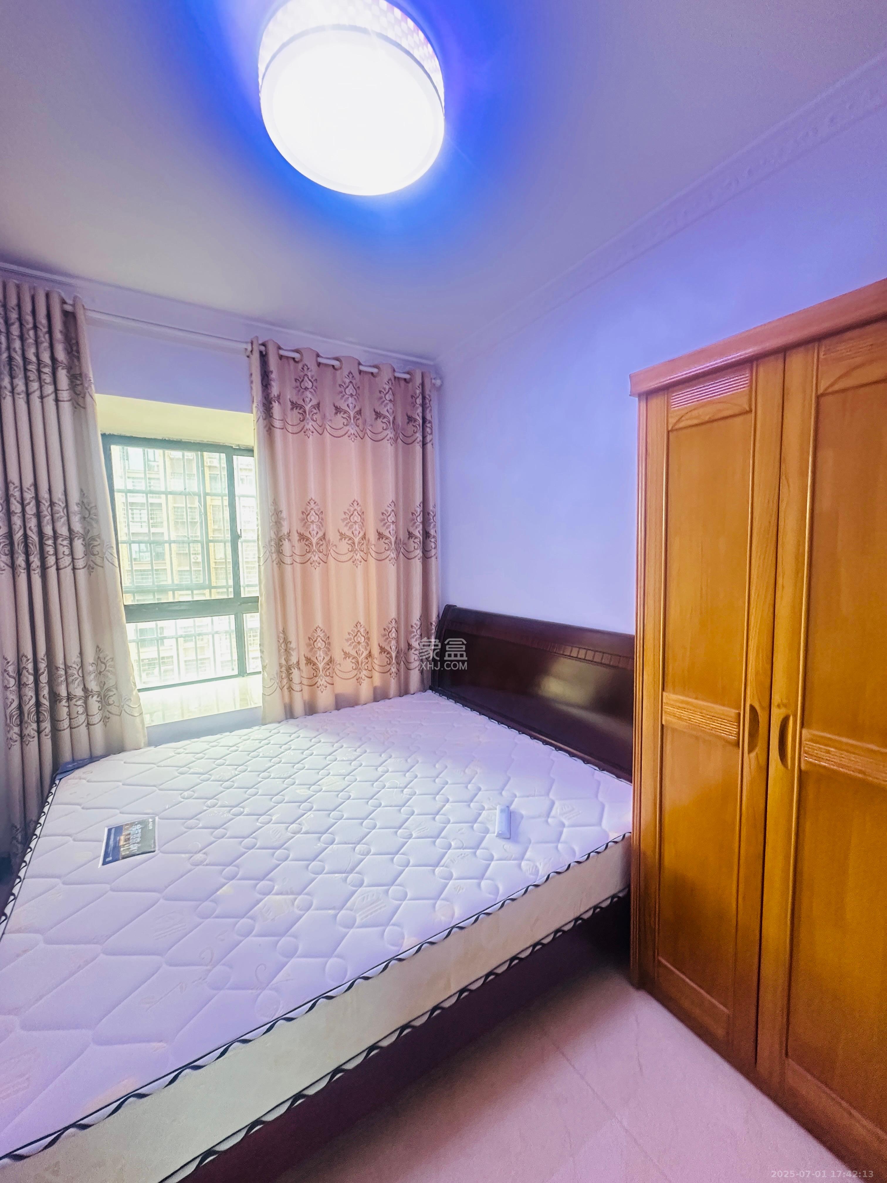 东业上城嘉苑(晟悦国际) 4室2厅2卫 2400.0元/月 东业上城嘉苑(晟悦国际) 4室2厅2卫 2400.0元/月室内图