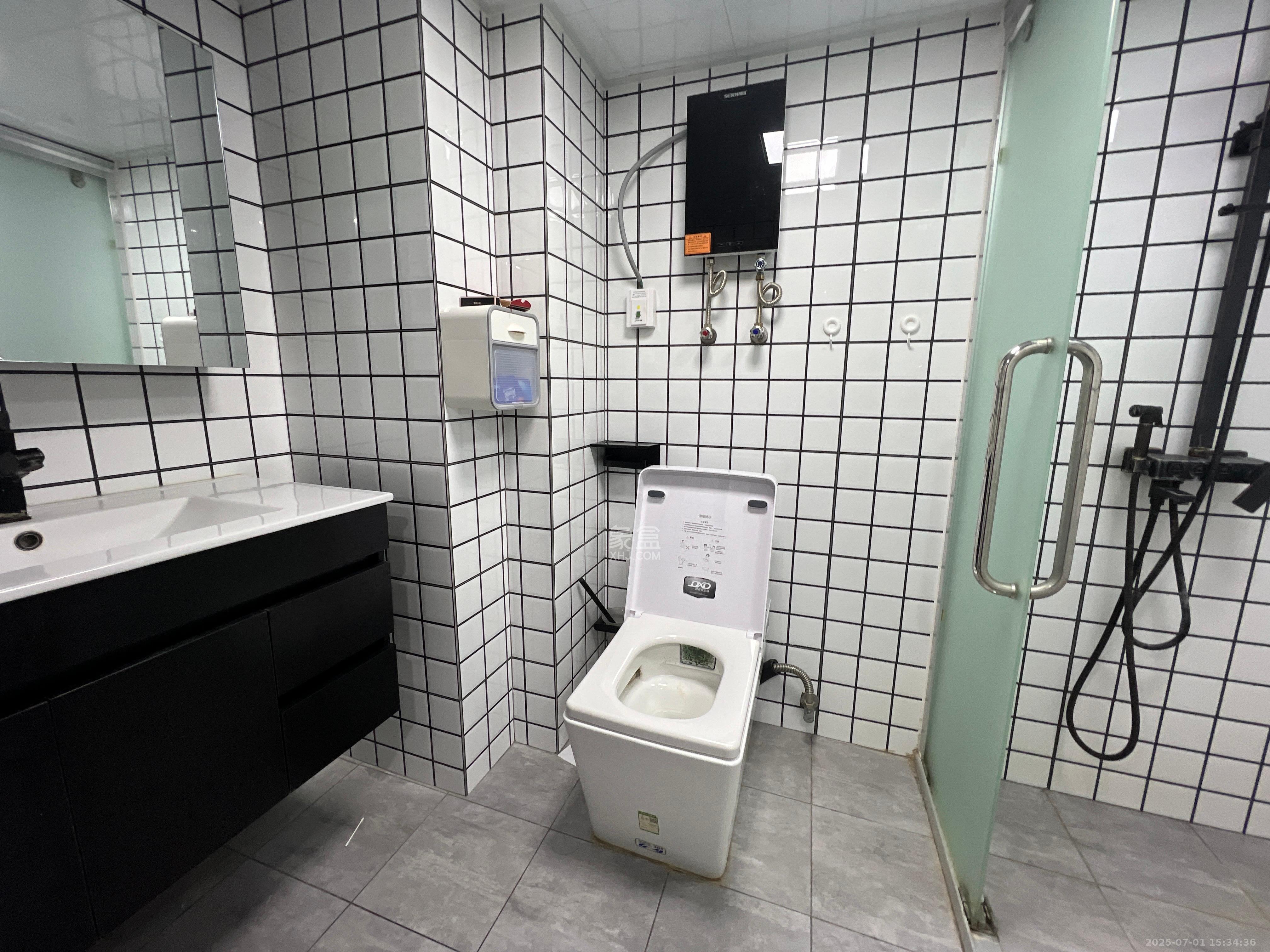达美溪湖湾  1室0厅0卫   2200.00元/月室内图