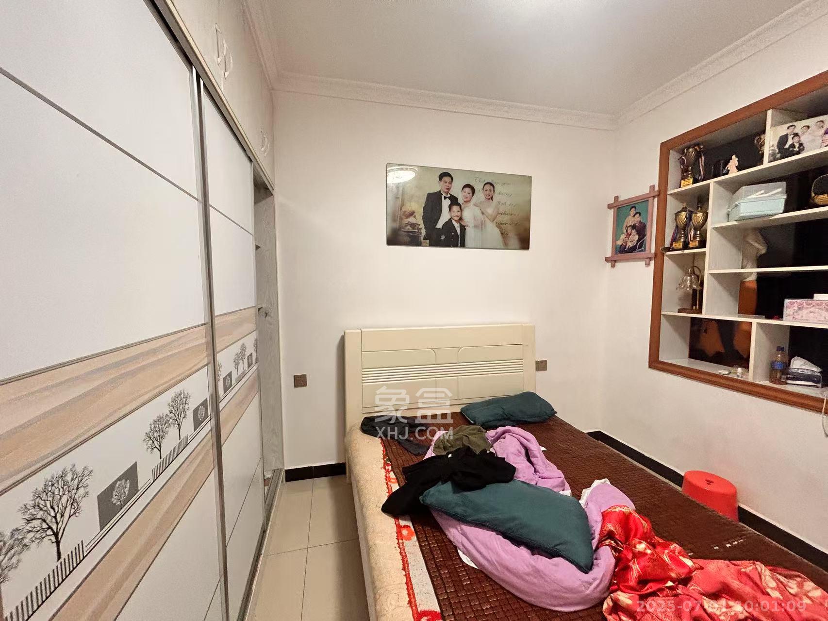 公交金盆小区 2室1厅1卫 1500.0元/月 公交金盆小区 2室1厅1卫 1500.0元/月室内图