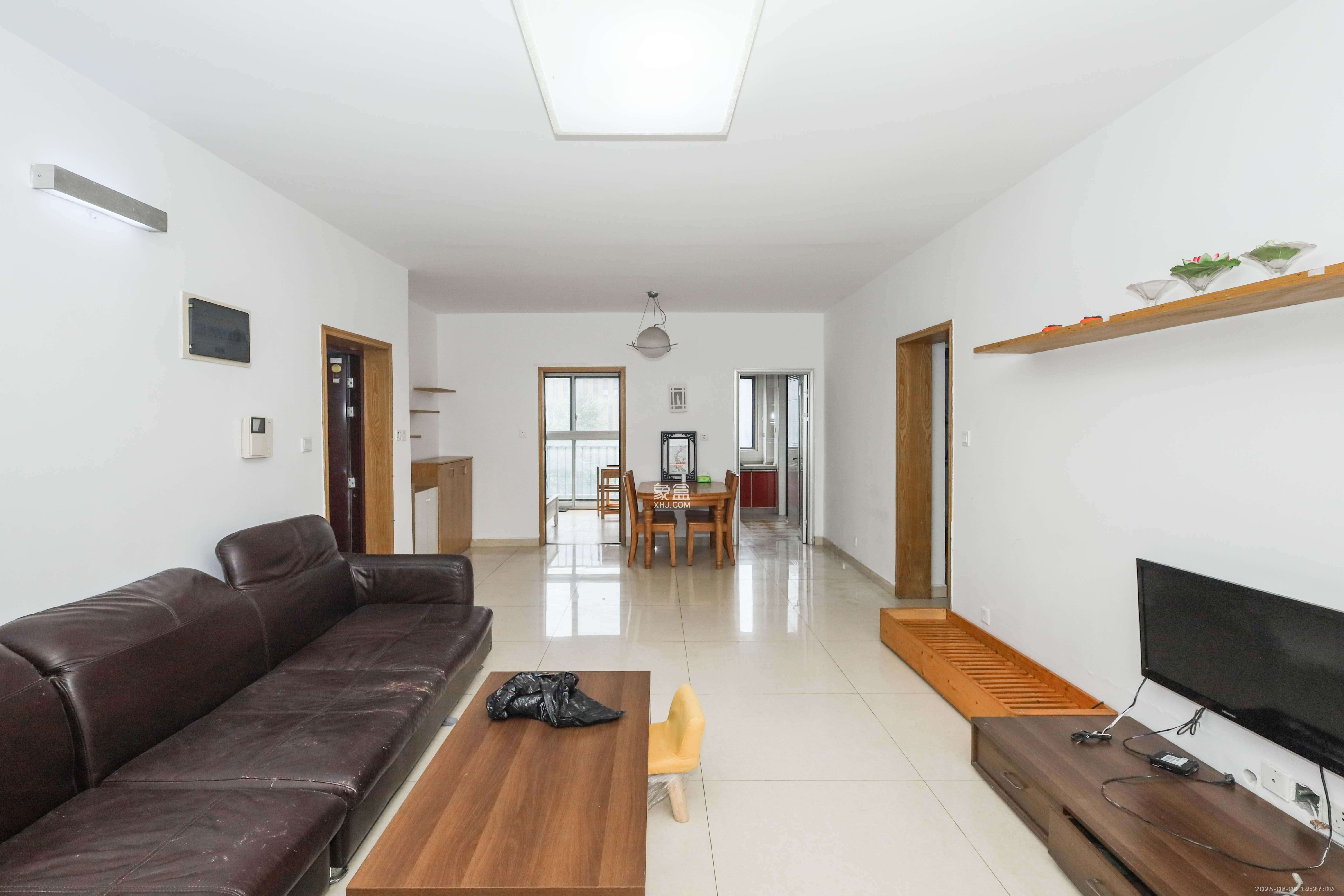 保利麓谷林语E区 3室2厅1卫 2300.0元/月 保利麓谷林语E区 3室2厅1卫 2300.0元/月室内图