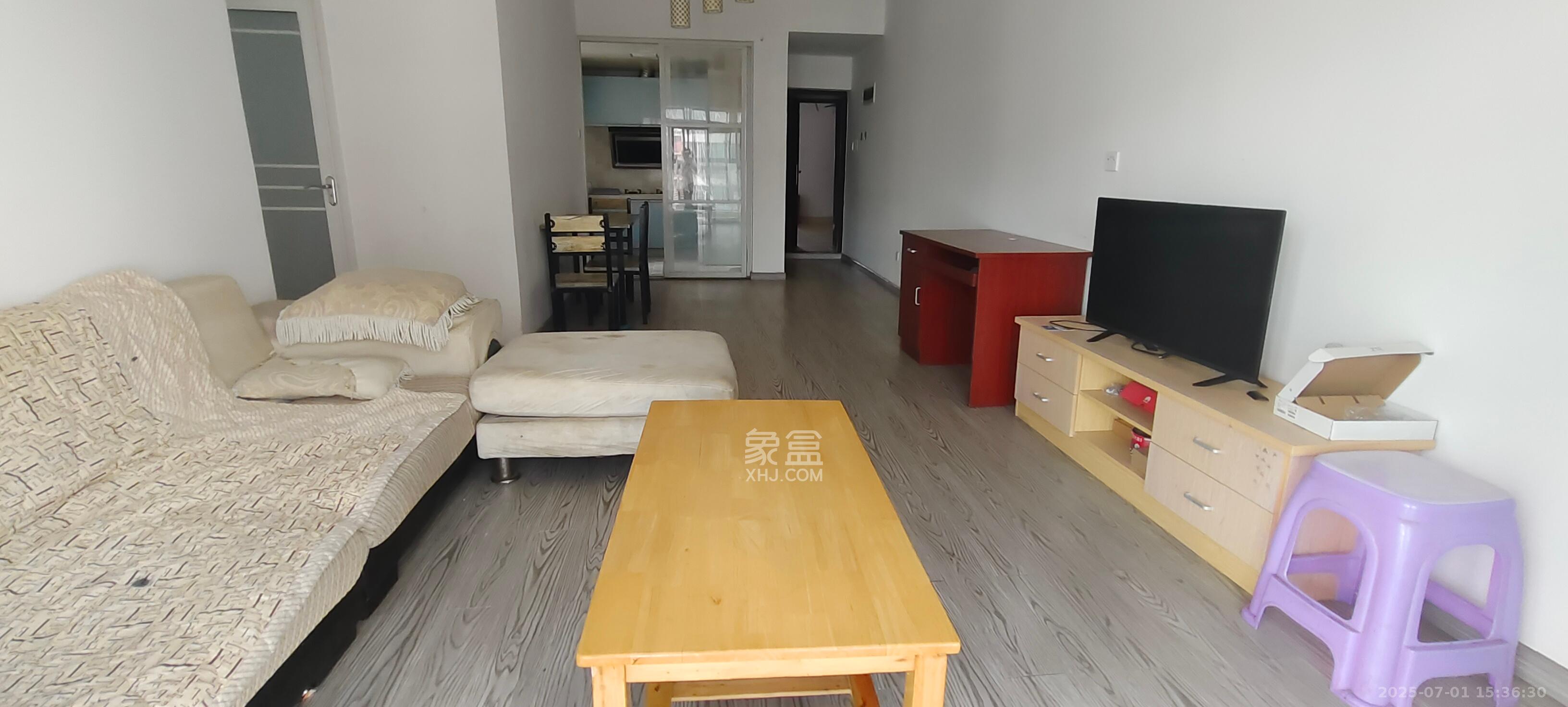 华银天际 3室2厅1卫 1800.0元/月 华银天际 3室2厅1卫 1800.0元/月室内图