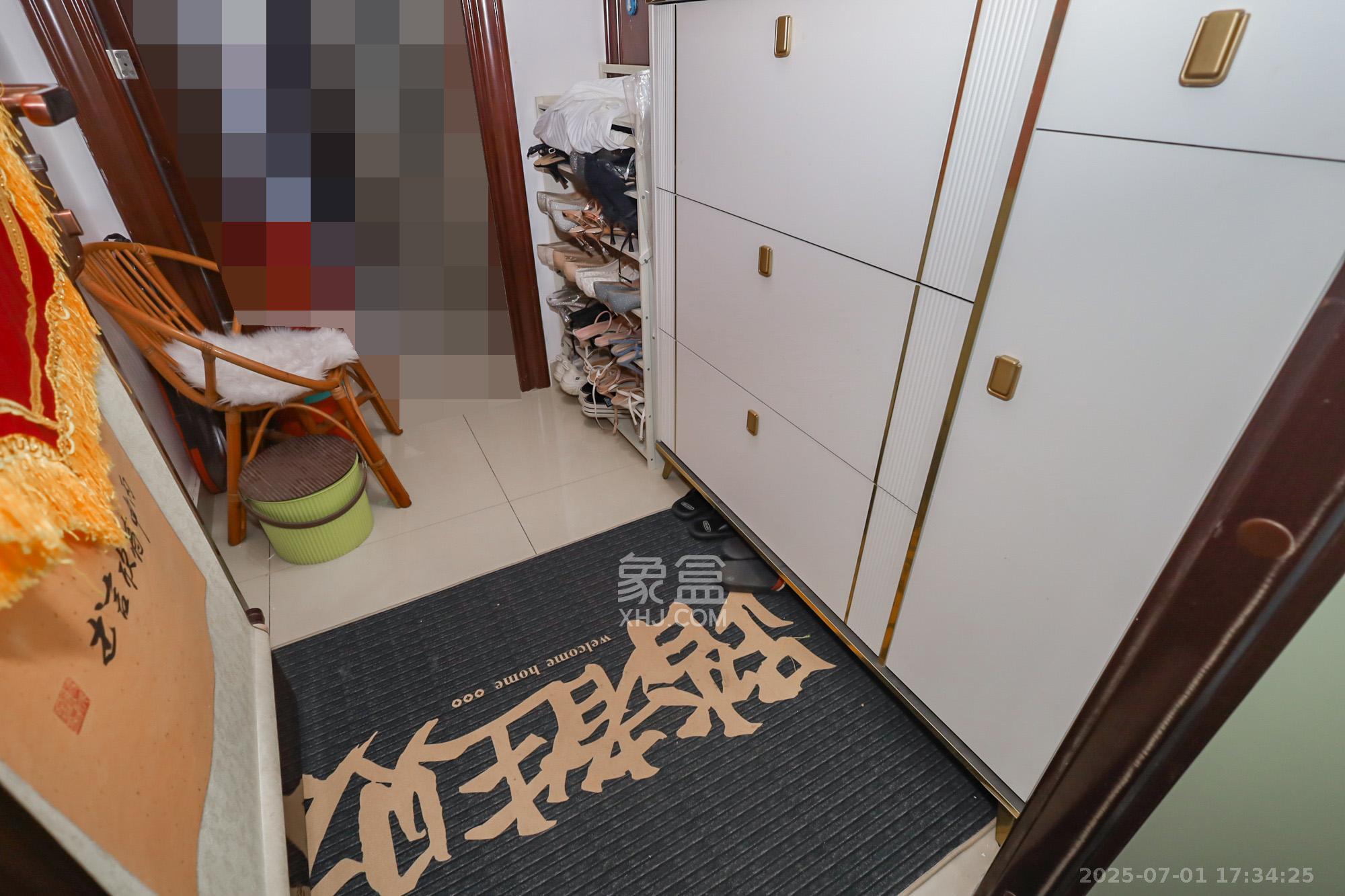 保利西海岸B区  4室2厅2卫   249.00万其他