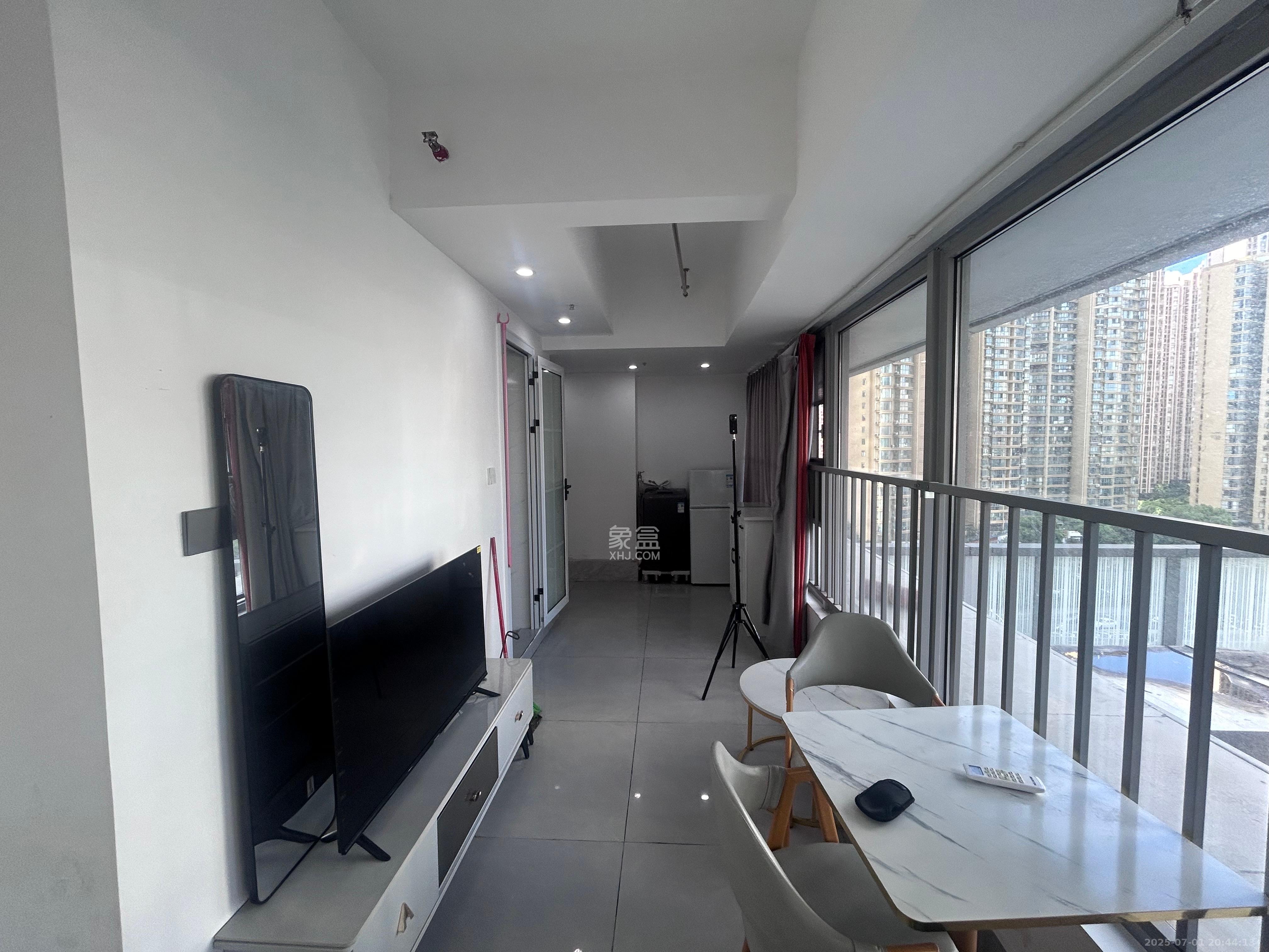 保利天禧EF区  1室0厅0卫    1550.0元/月 保利天禧EF区  1室0厅0卫    1550.0元/月室内图