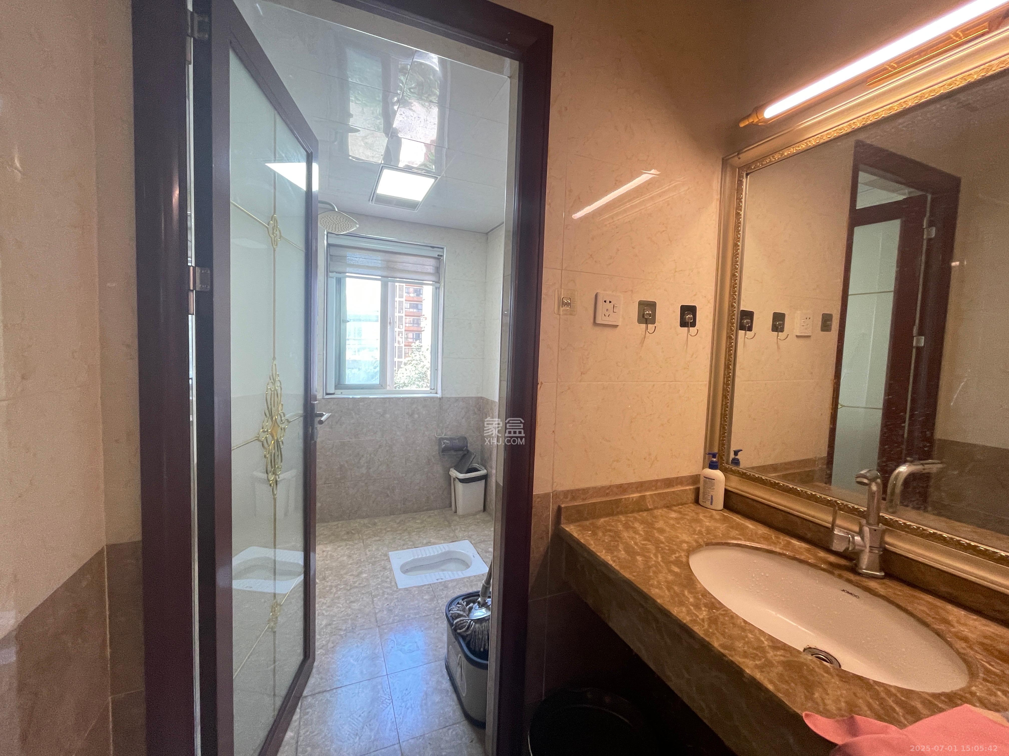 湘府十城（汇财御景湾新寓,汇财国际）  5室2厅3卫    3200.0元/月室内图