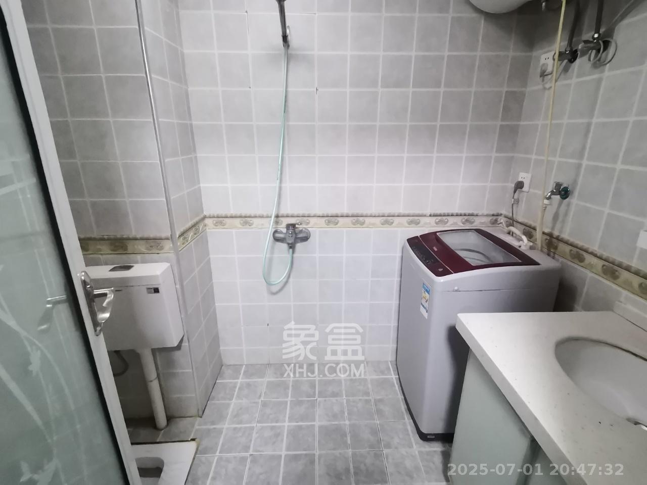 达美D6区  1室1厅1卫   1500.00元/月室内图