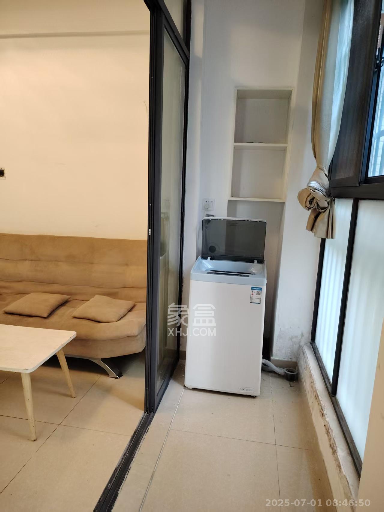 中建芙蓉工社  2室1厅1卫   1400.00元/月室内图