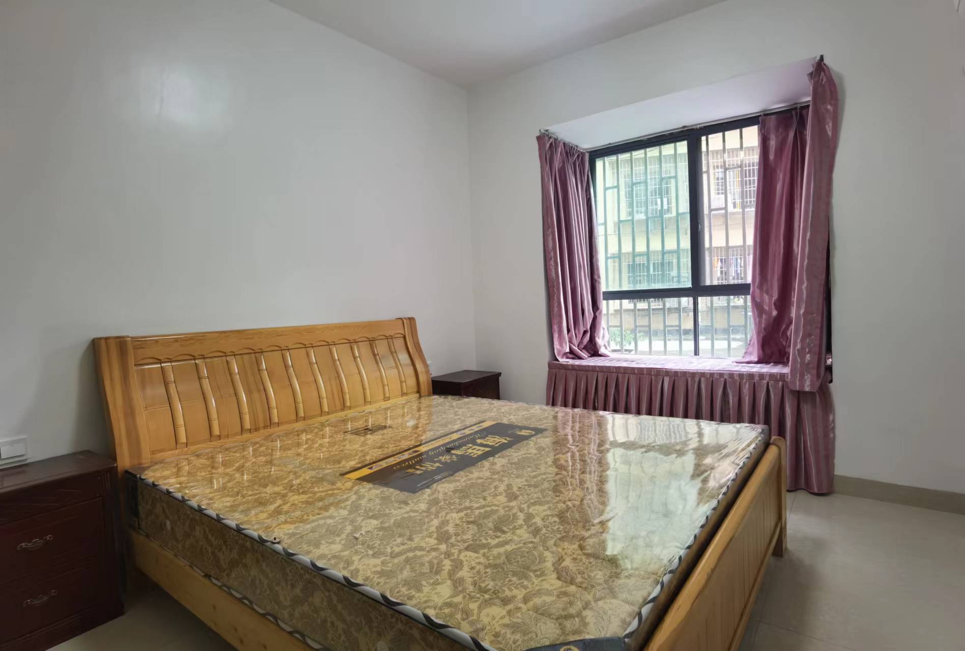 长湖小区 2室2厅1卫 1200.0元/月 长湖小区 2室2厅1卫 1200.0元/月室内图