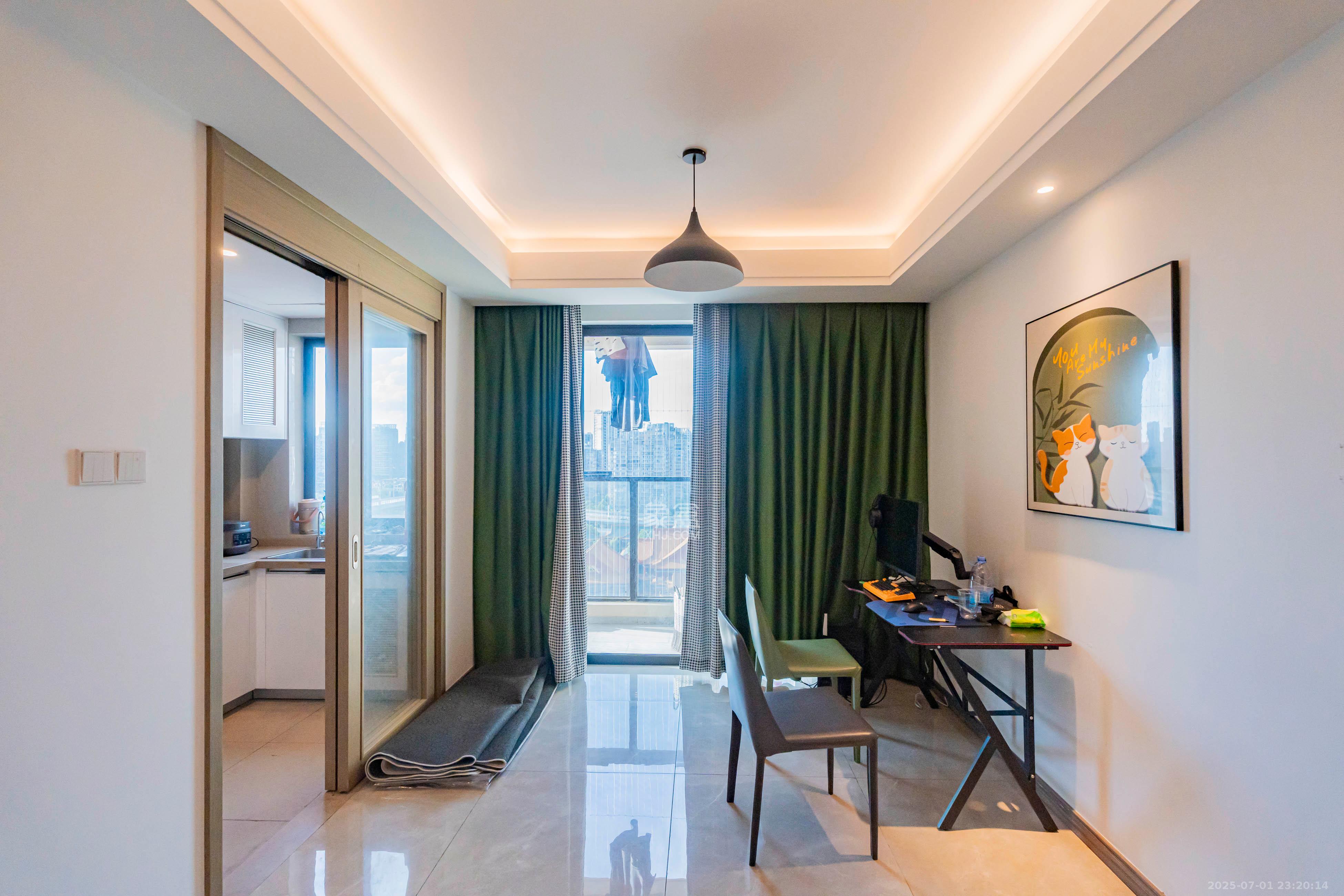 国润月湖郡 3室2厅2卫 168.0万 国润月湖郡 3室2厅2卫 168.0万客厅