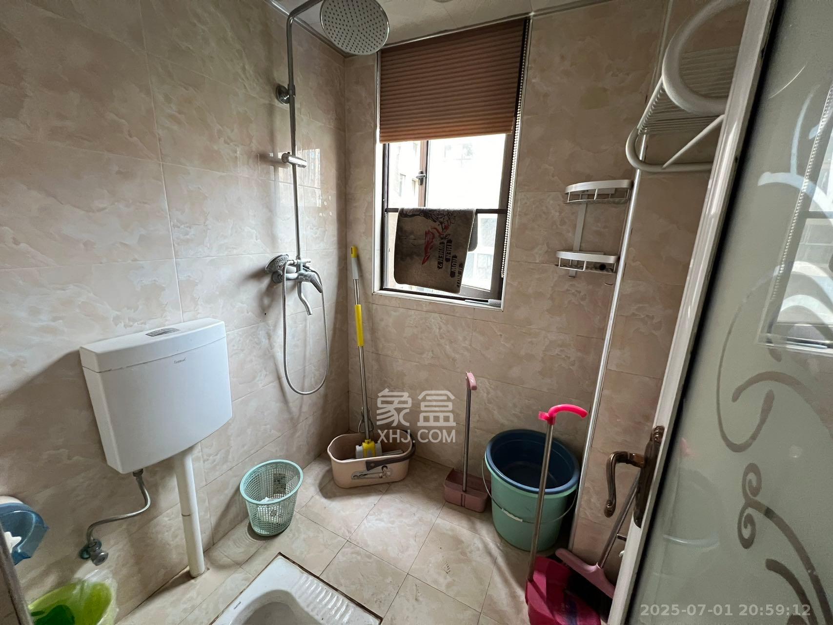 雨花公馆(紫苔名苑) 3室2厅1卫 2900.0元/月 雨花公馆(紫苔名苑) 3室2厅1卫 2900.0元/月室内图