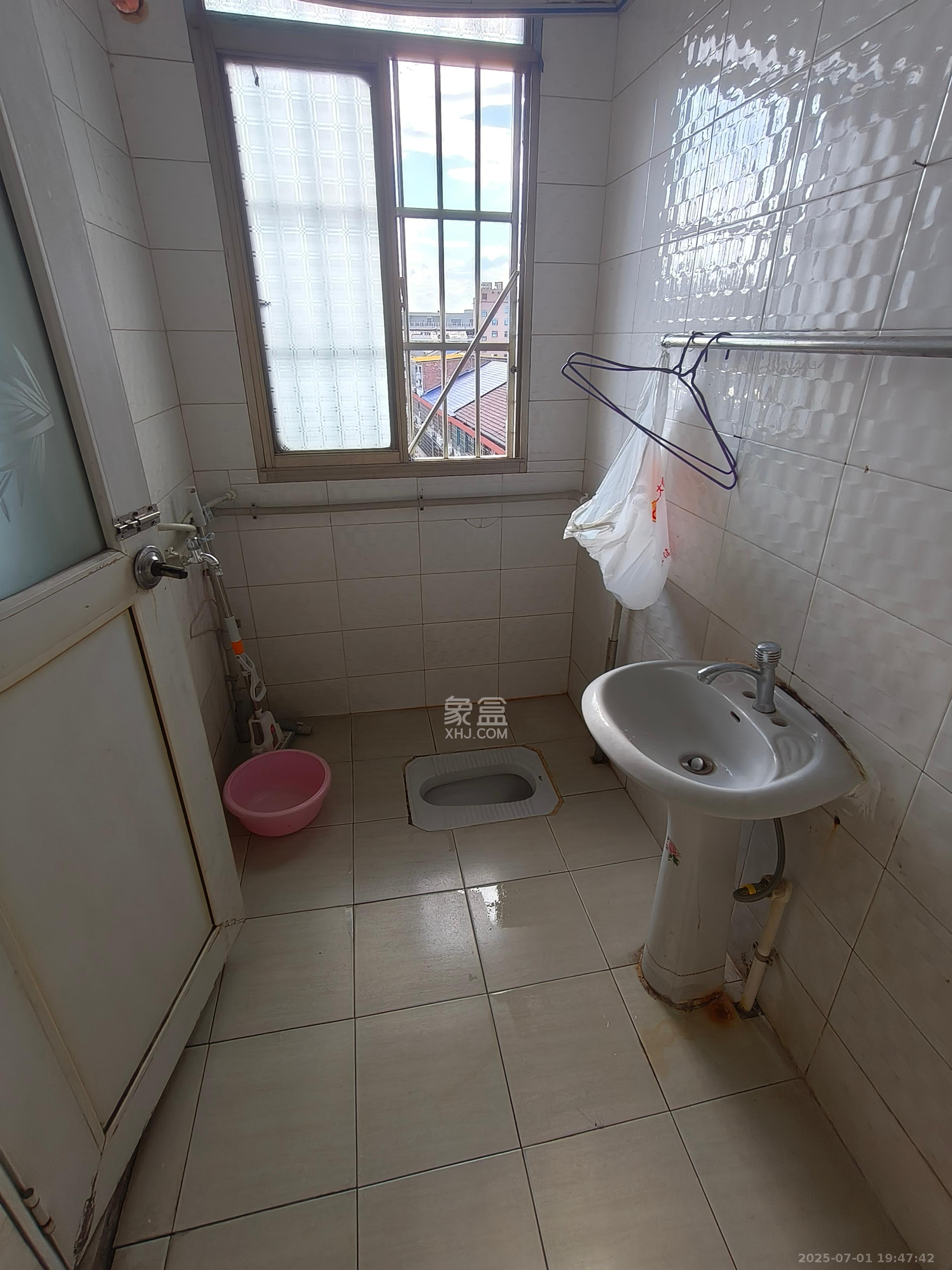 灰埠小区(灰埠社区)  1室0厅0卫    1000.0元/月 灰埠小区(灰埠社区)  1室0厅0卫    1000.0元/月室内图