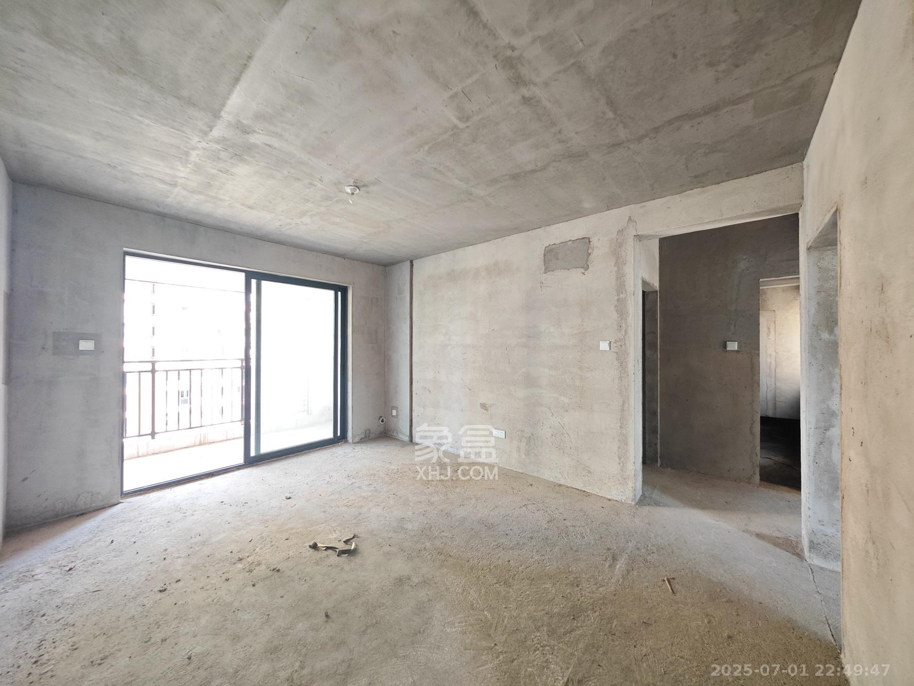 中建嘉和城  3室2厅2卫   82.80万客厅
