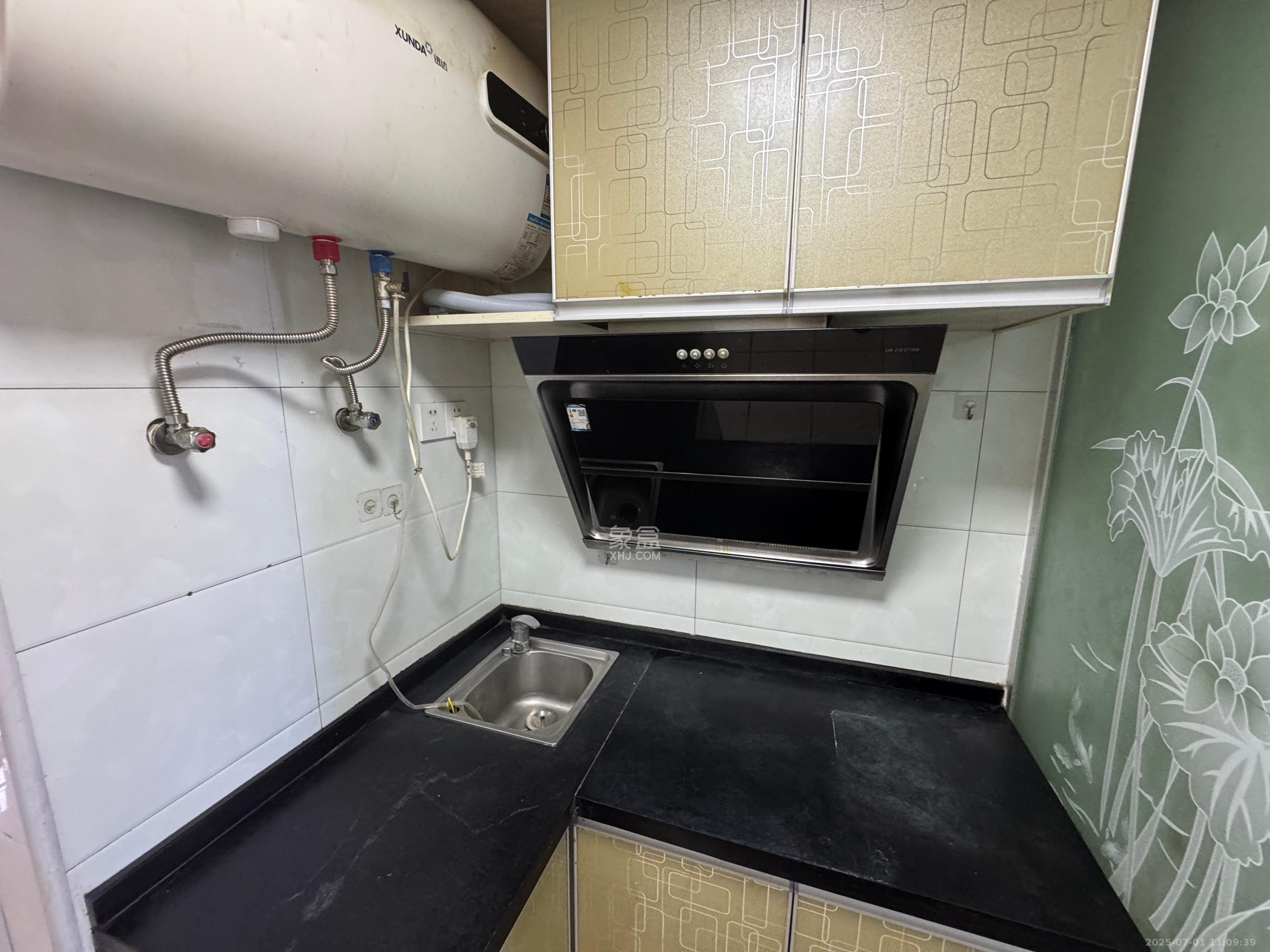 嘉顺苑 1室1厅1卫 1500.0元/月 嘉顺苑 1室1厅1卫 1500.0元/月室内图