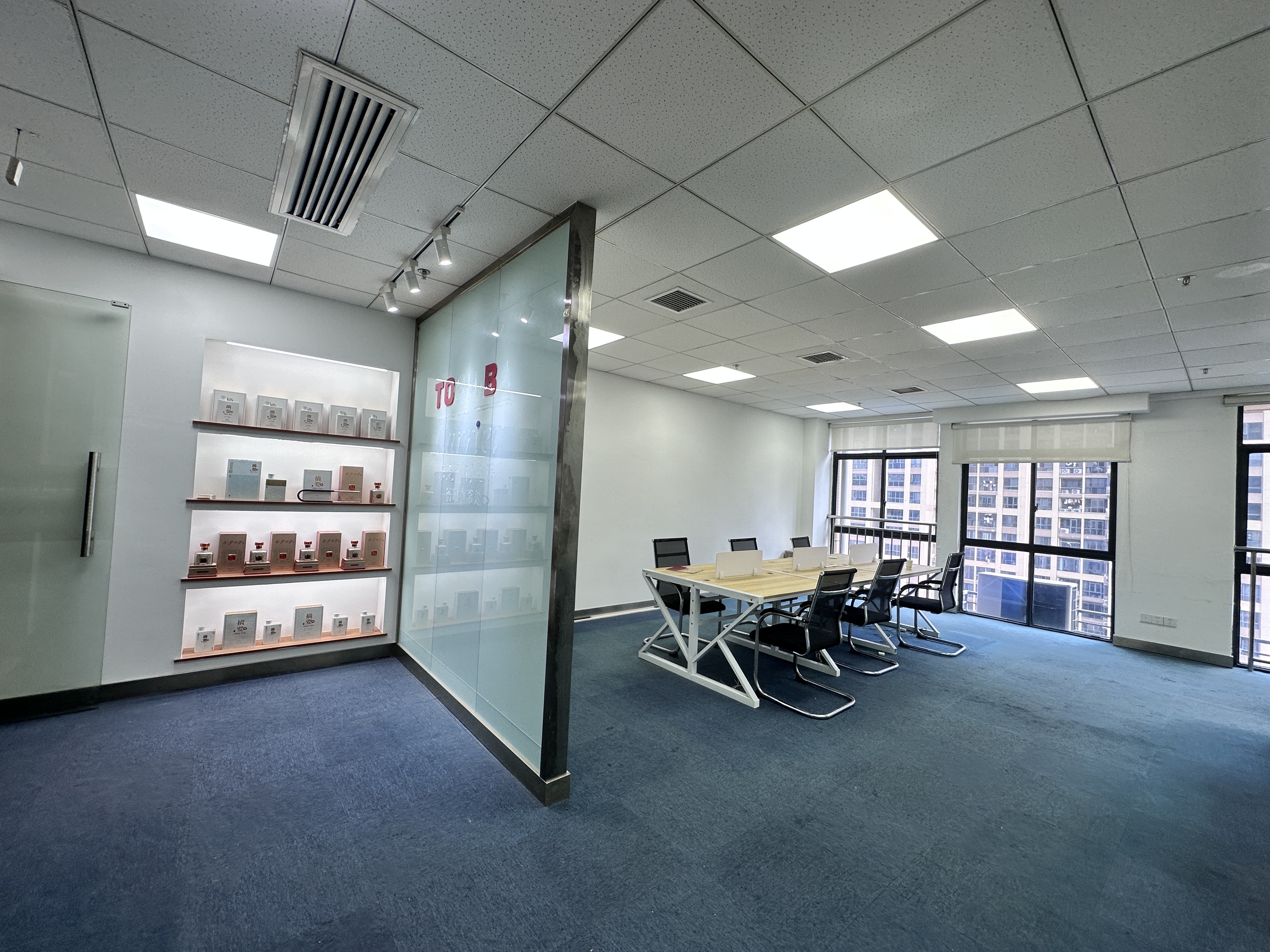 融冠亲城50写字楼 1室0厅0卫 4000.0元/月 融冠亲城50写字楼 1室0厅0卫 4000.0元/月室内图