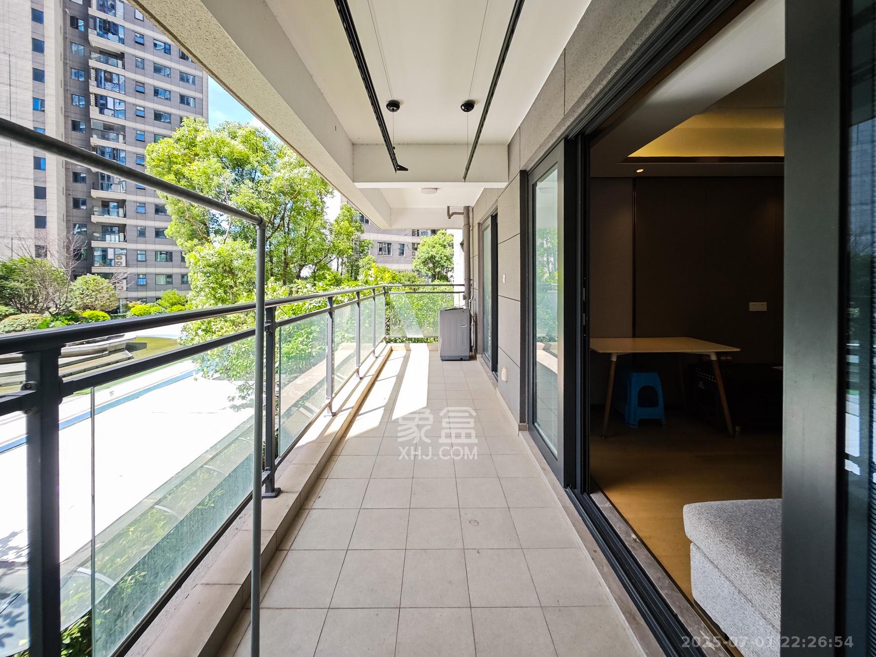 长沙万境潇湘 4室2厅2卫 119.0万 长沙万境潇湘 4室2厅2卫 119.0万阳台