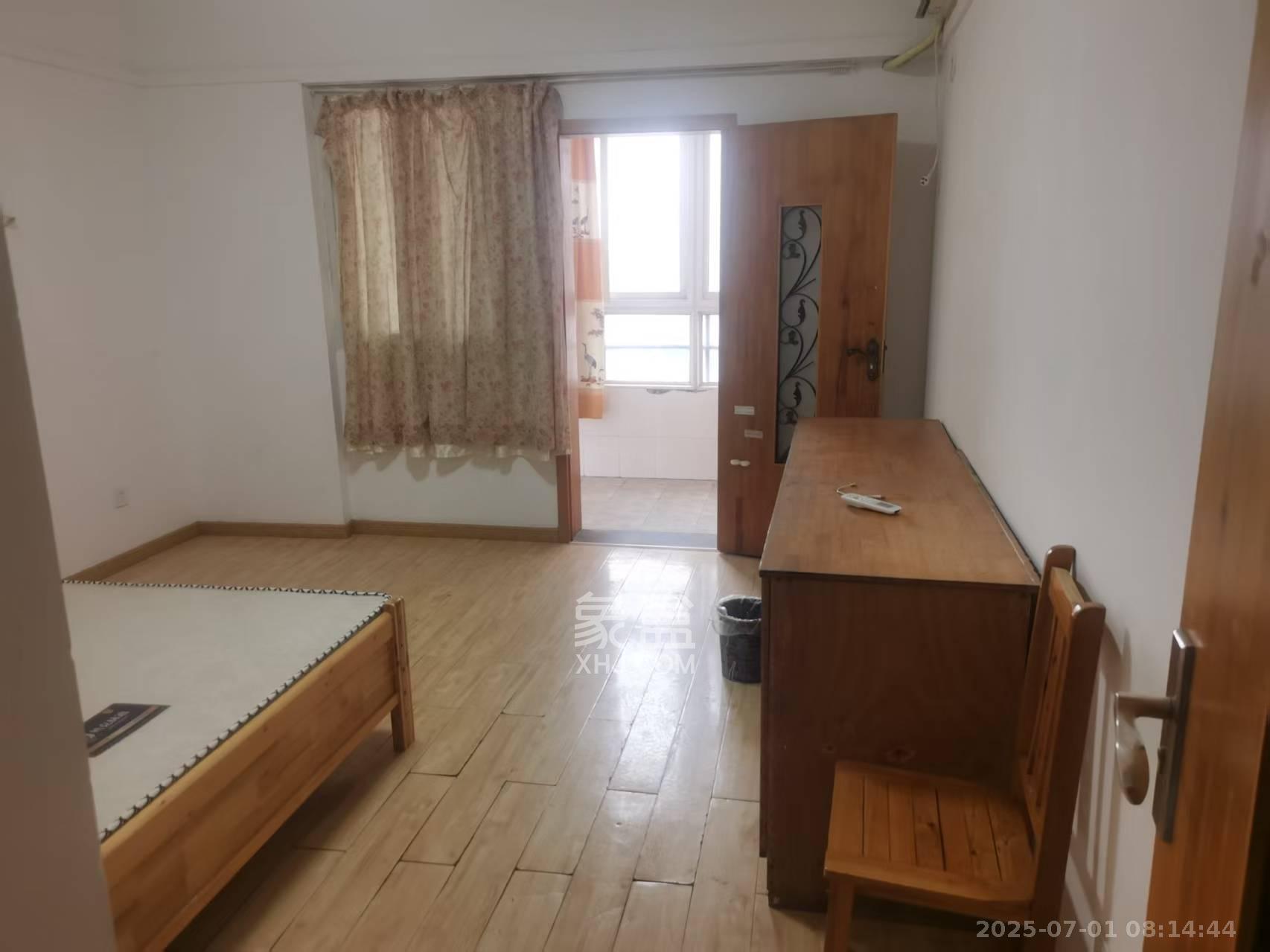 开源鑫苑 6室3厅3卫 2600.0元/月 开源鑫苑 6室3厅3卫 2600.0元/月室内图