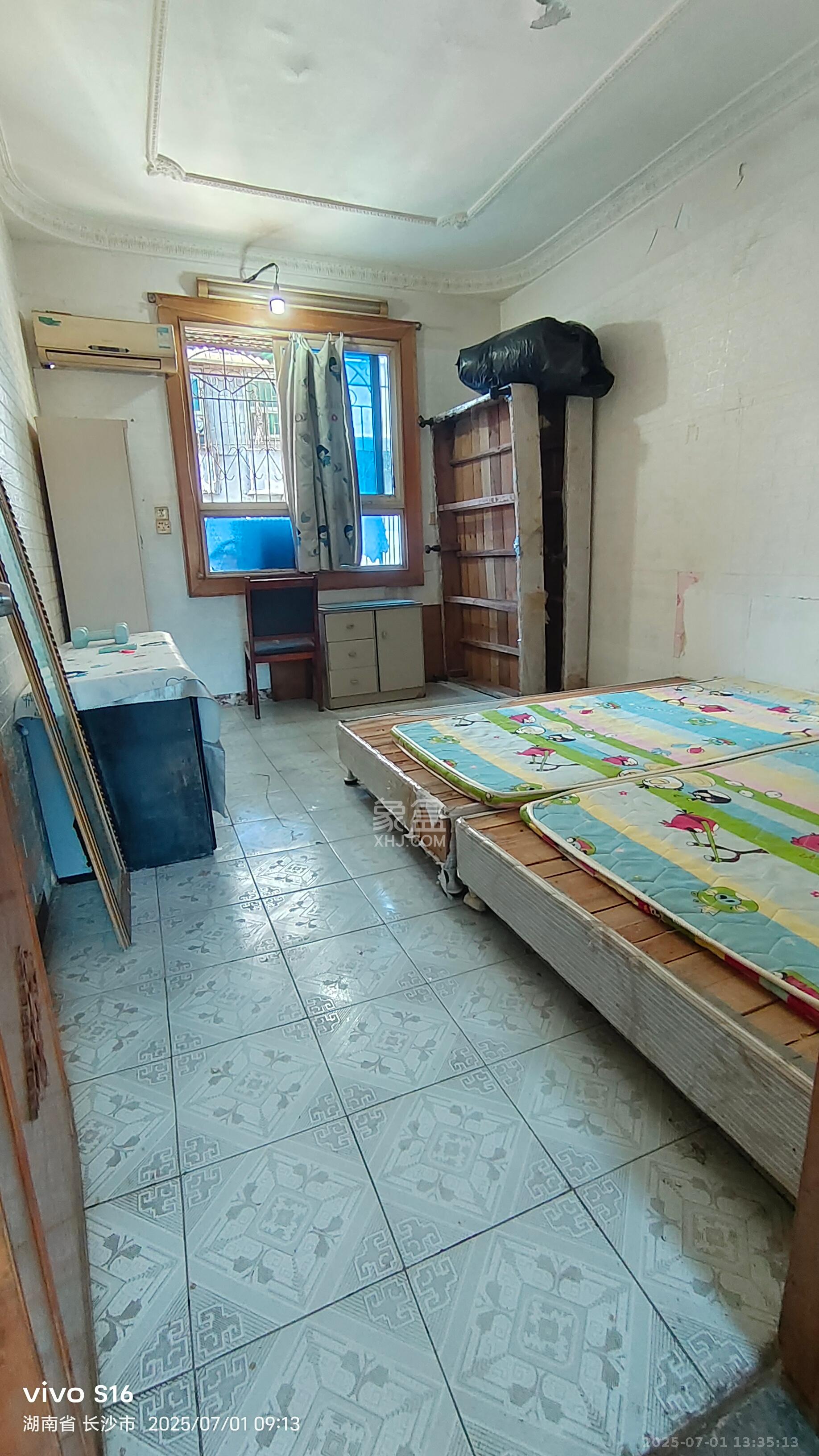 向韶村 2室1厅1卫 1500.0元/月 向韶村 2室1厅1卫 1500.0元/月室内图