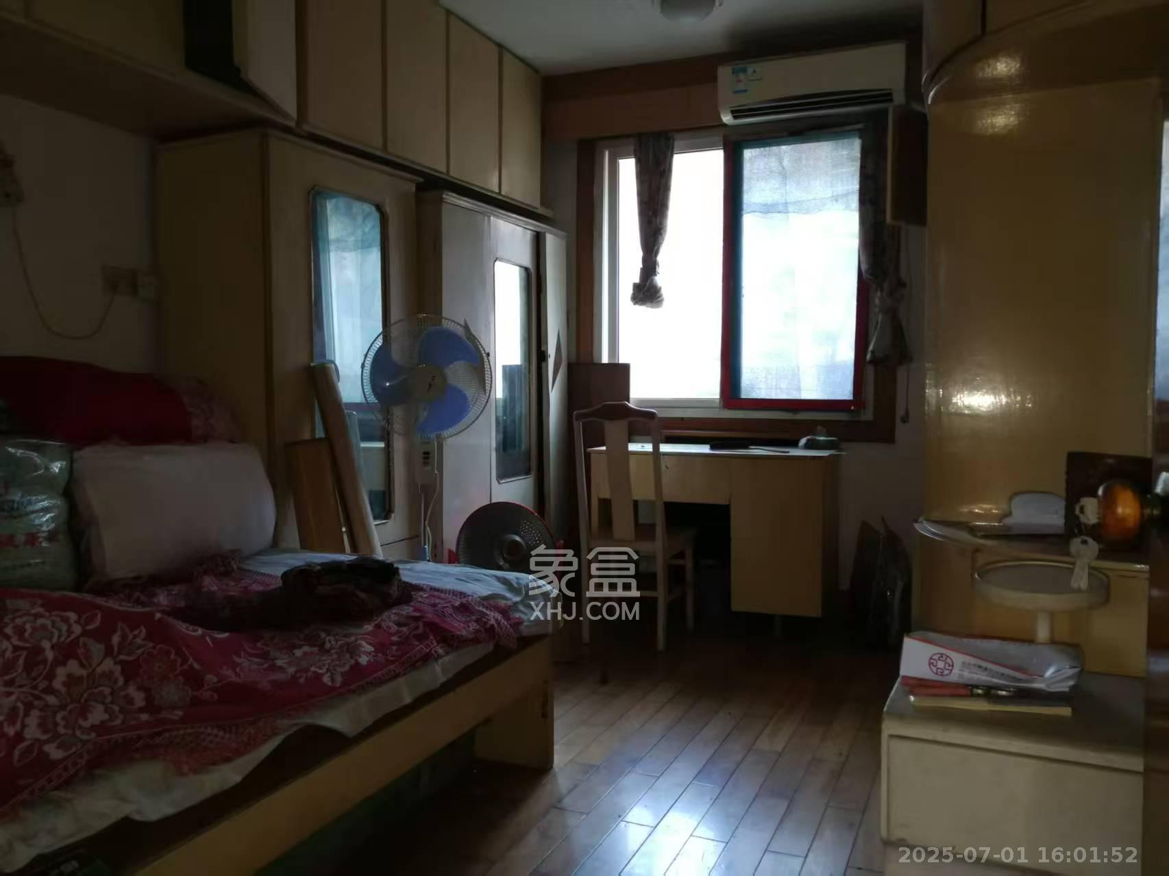 牛角塘社区 2室1厅1卫 1200.0元/月 牛角塘社区 2室1厅1卫 1200.0元/月室内图