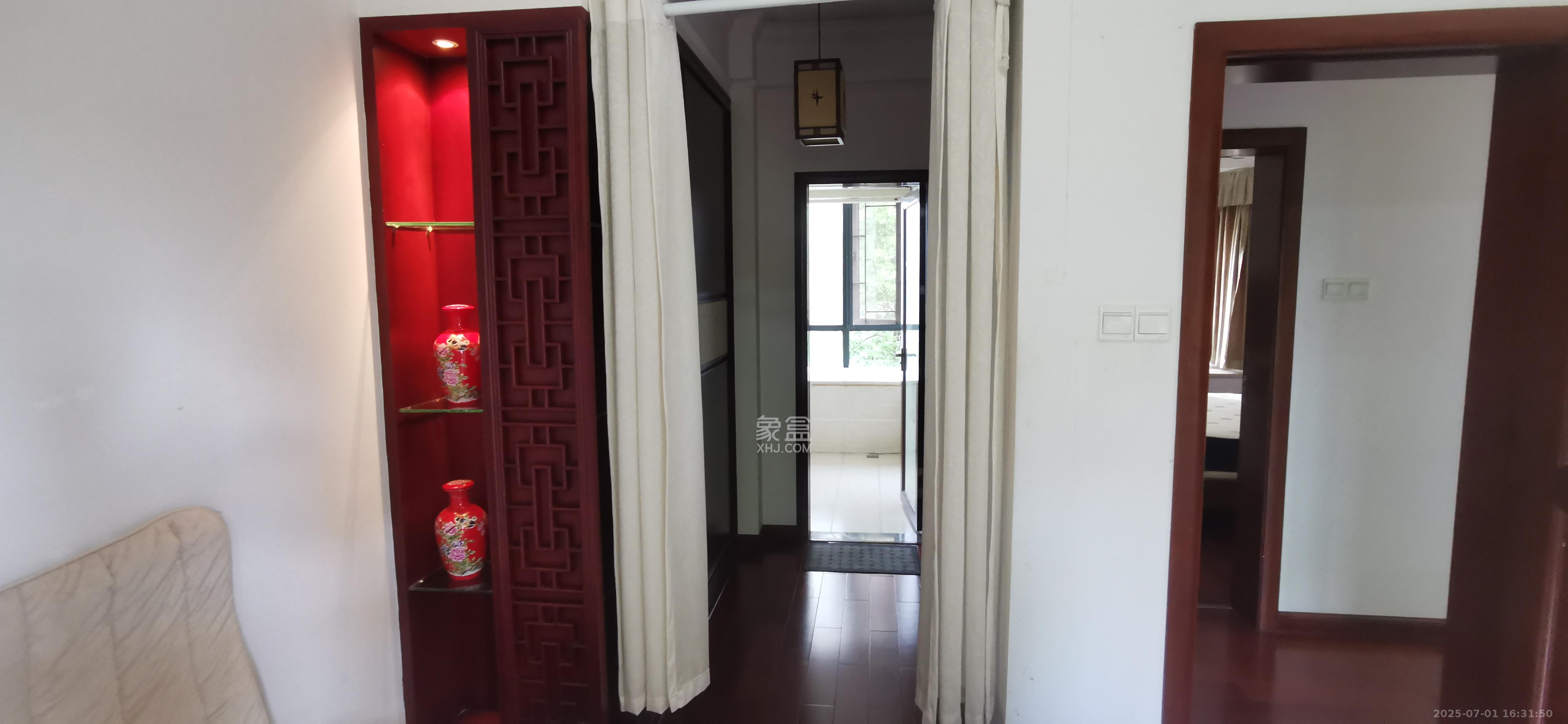 归心苑  3室2厅2卫   3500.00元/月室内图